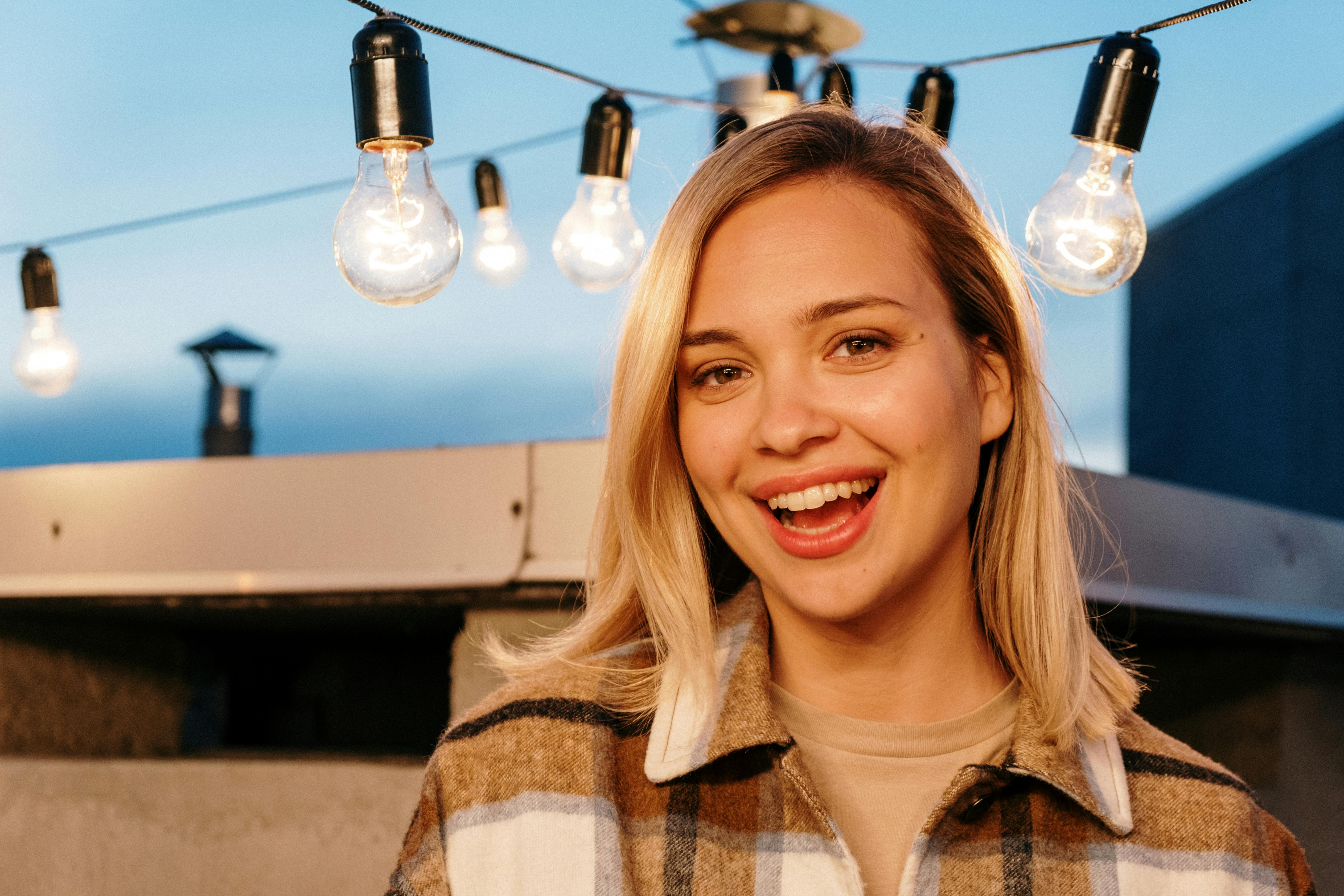Eine lächelnde Frau | Quelle: Pexels
