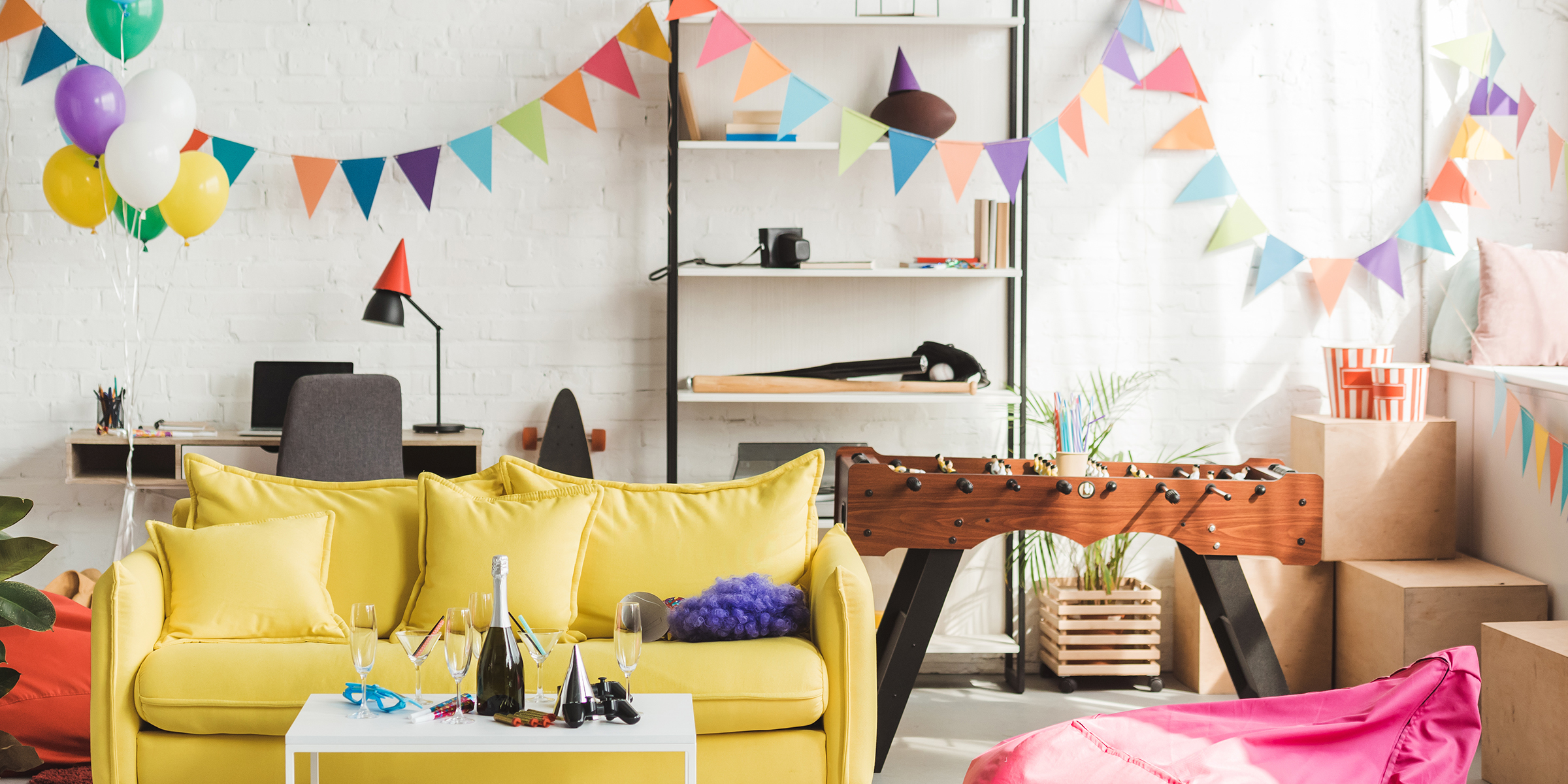 Eine Geburtstagsparty, die zu Hause stattfindet | Quelle: Shutterstock