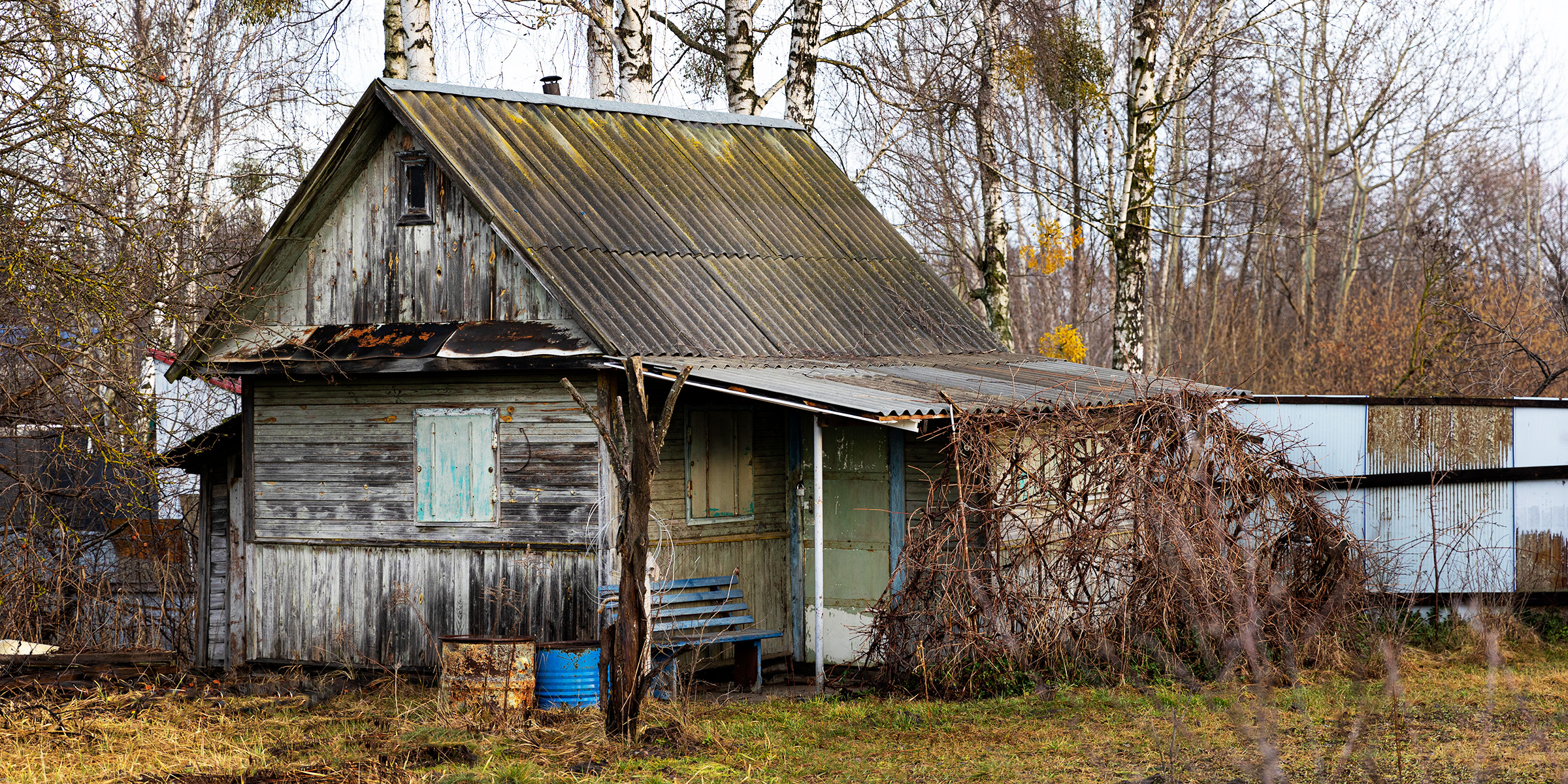 Ein altes und verlassenes Haus | Quelle: Freepik