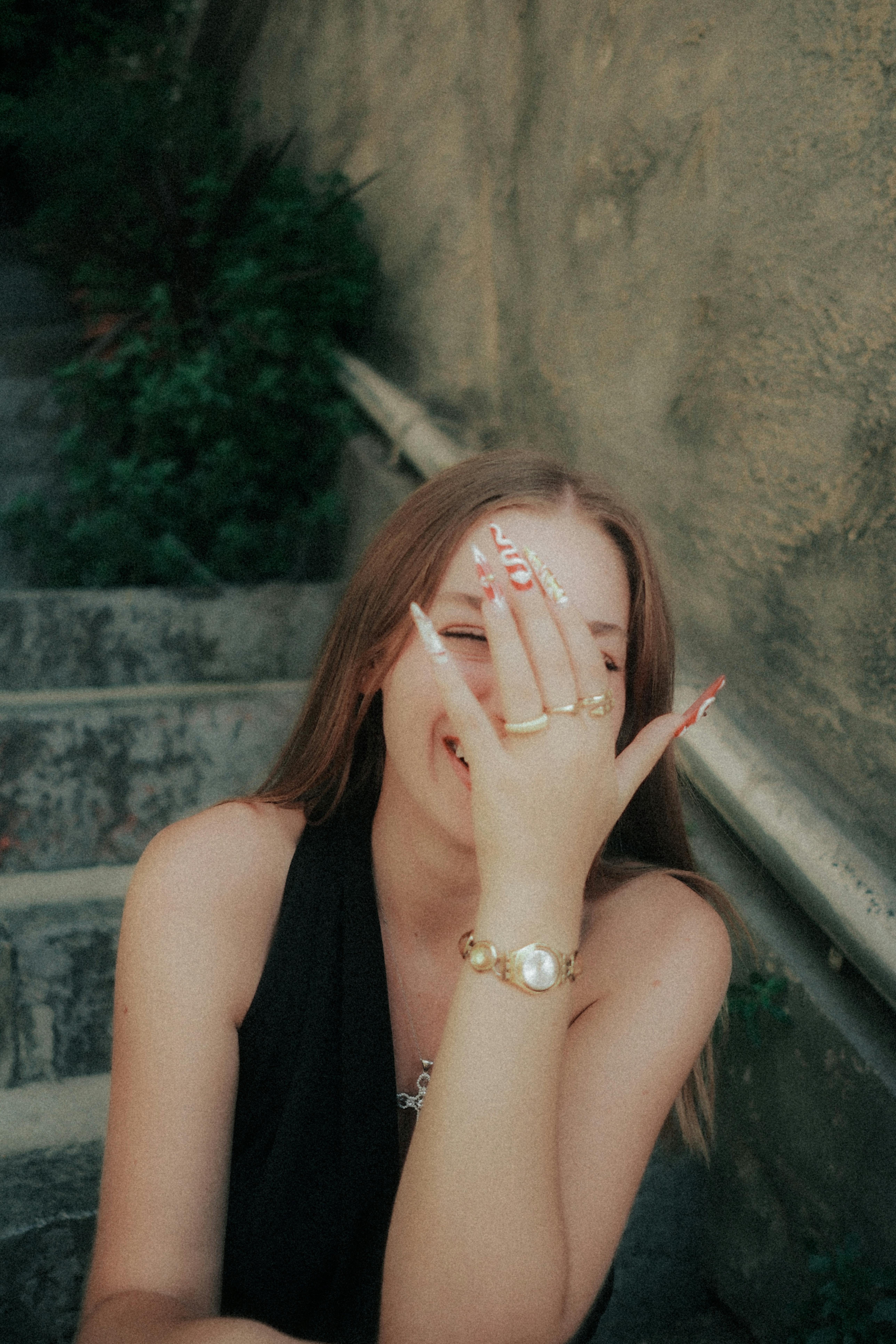 Eine lachende Frau | Quelle: Pexels