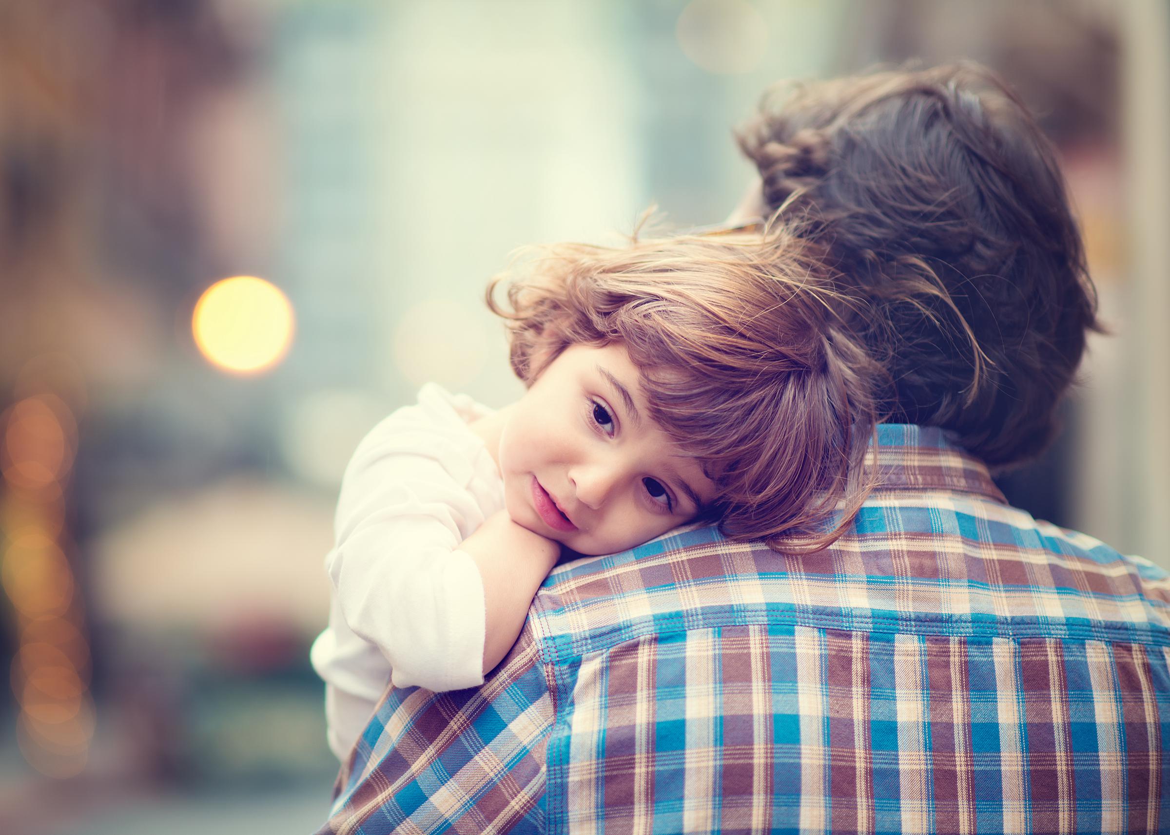 Vater und Tochter. | Quelle: Shutterstock