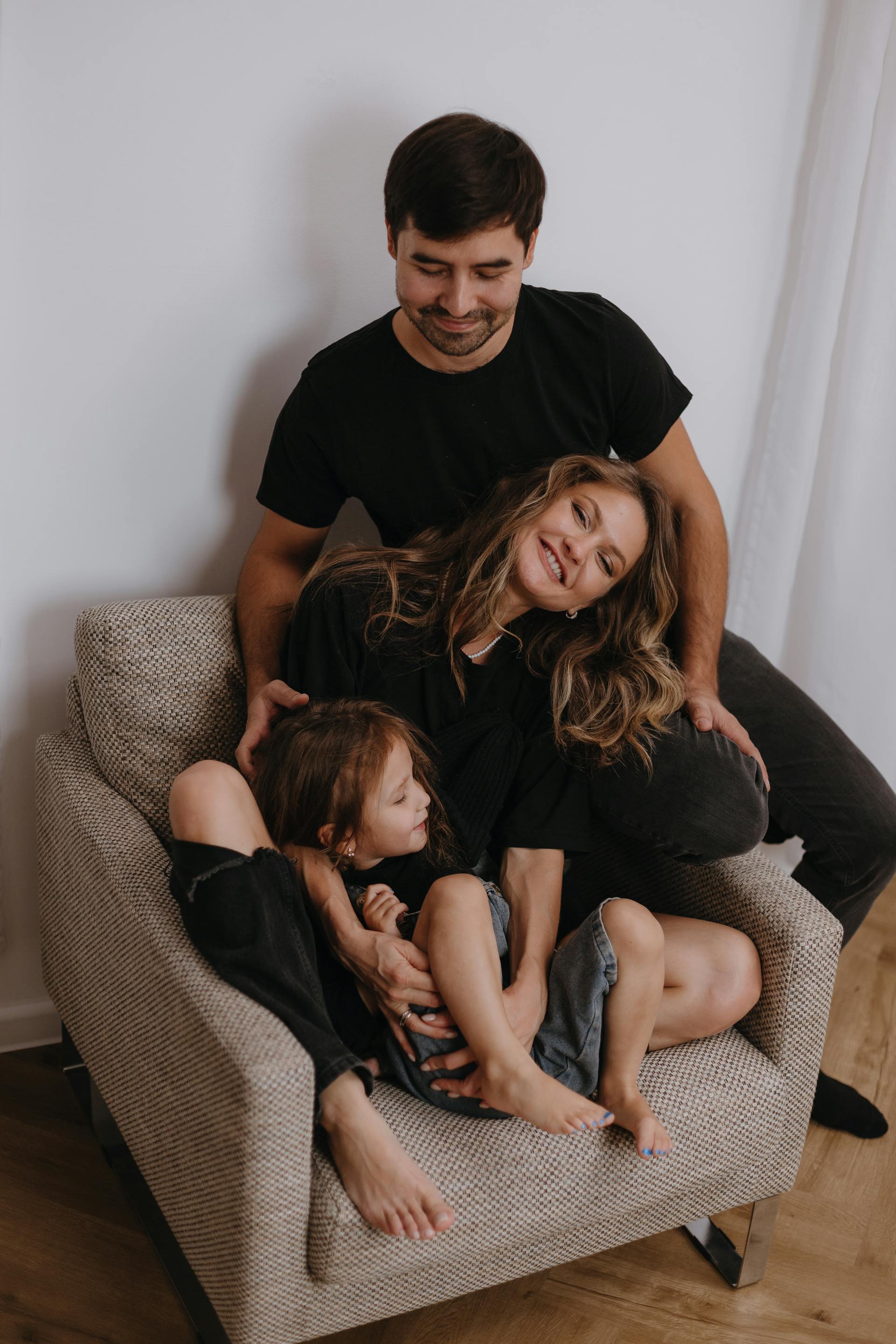 Eine glückliche kleine Familie | Quelle: Pexels
