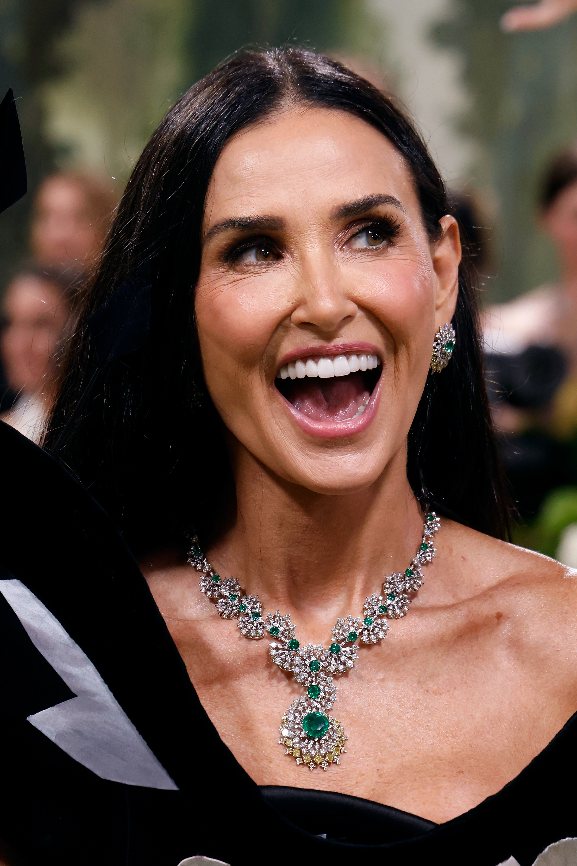 Demi Moore besucht das Costume Institute Benefiz | Quelle: Getty Images
