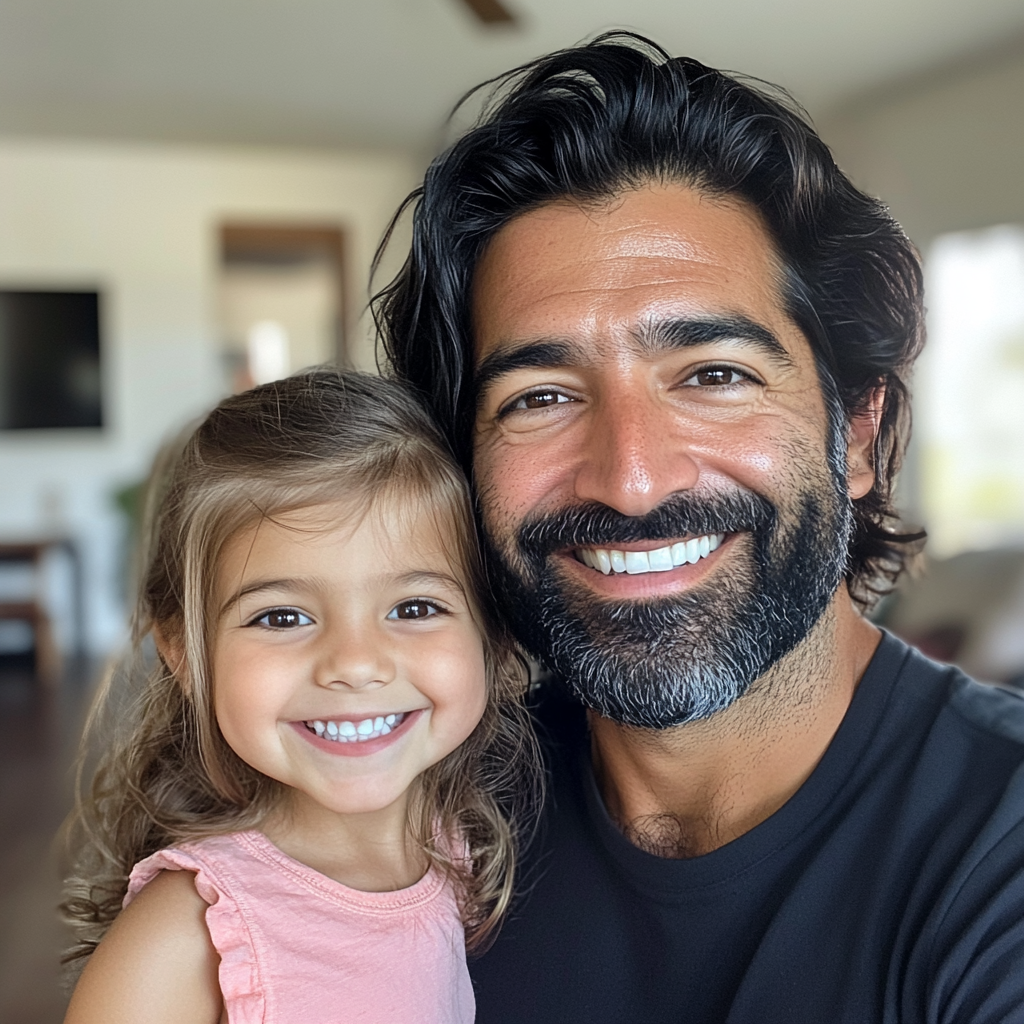 Ein lächelnder Vater und seine Tochter | Quelle: Midjourney