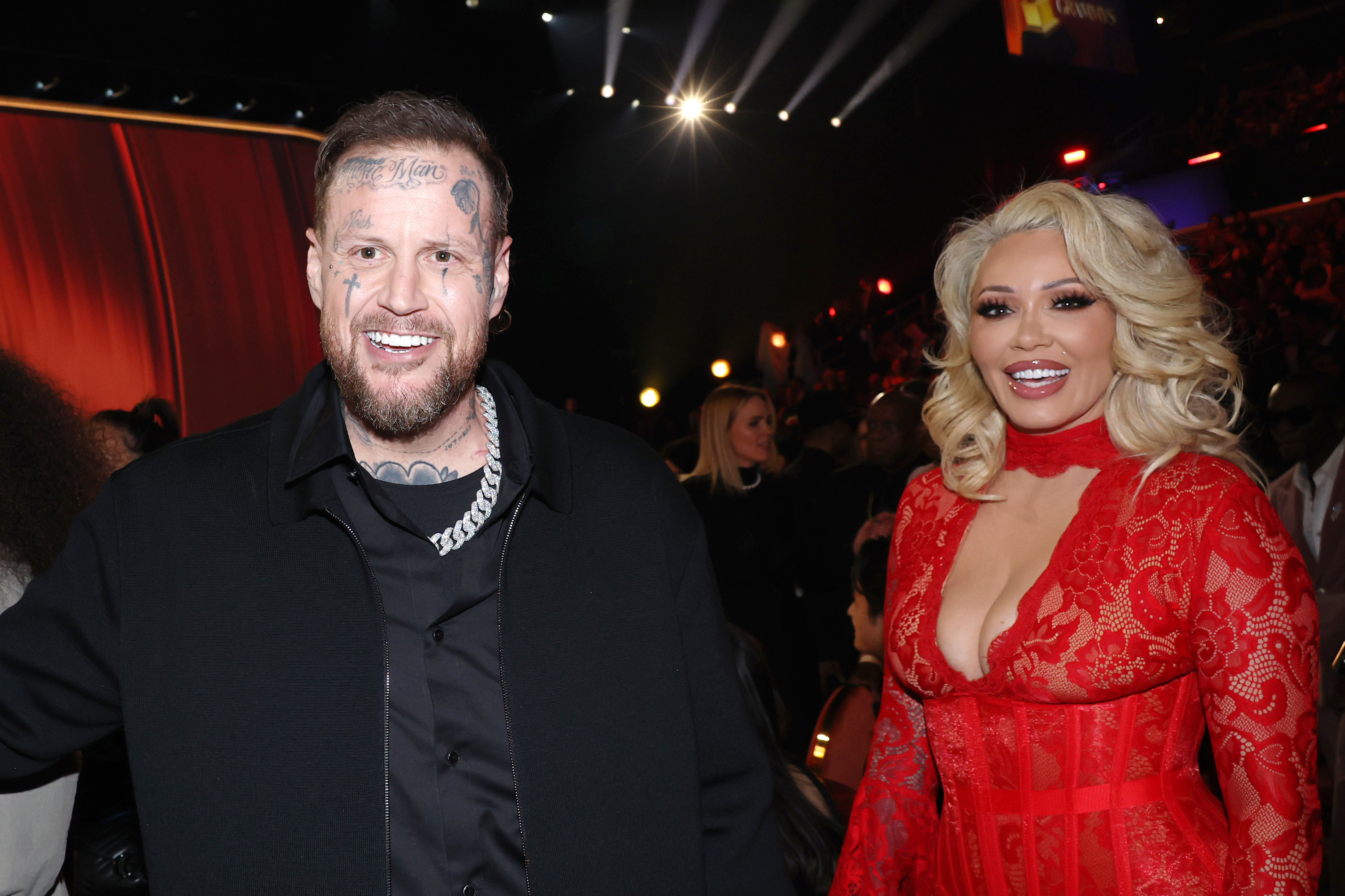 Ihre Scheidung schreitet voran. Bei dieser Veranstaltung nahmen Jelly Roll und Bunnie Xo am 1. Februar 2026 an der 68. GRAMMY-Verleihung in der Crypto.com Arena in Los Angeles, Kalifornien, teil. | Quelle: Getty Images