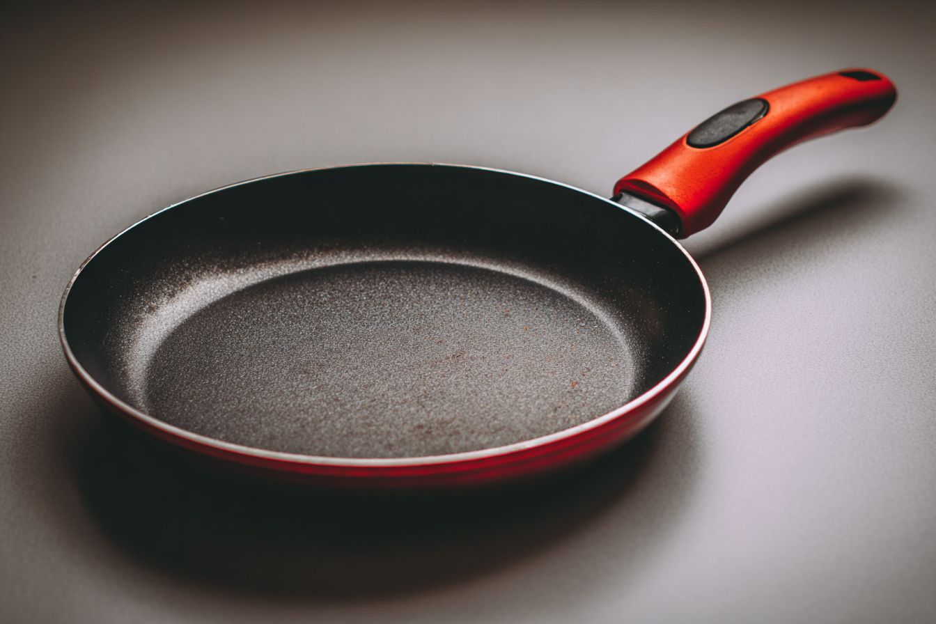 Eine Bratpfanne | Quelle: Midjourney