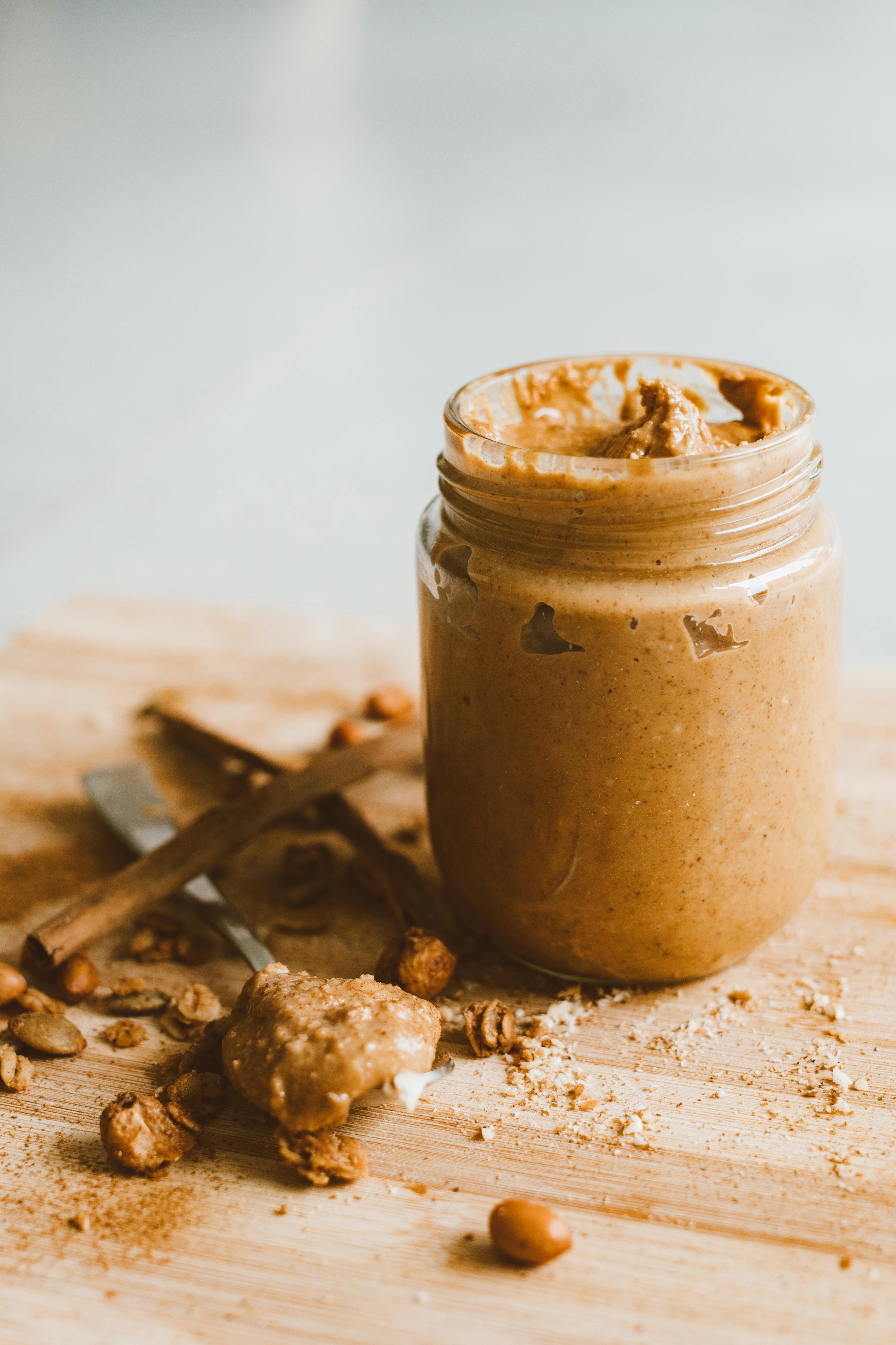Ein Glas mit Erdnussbutter | Quelle: Pexels