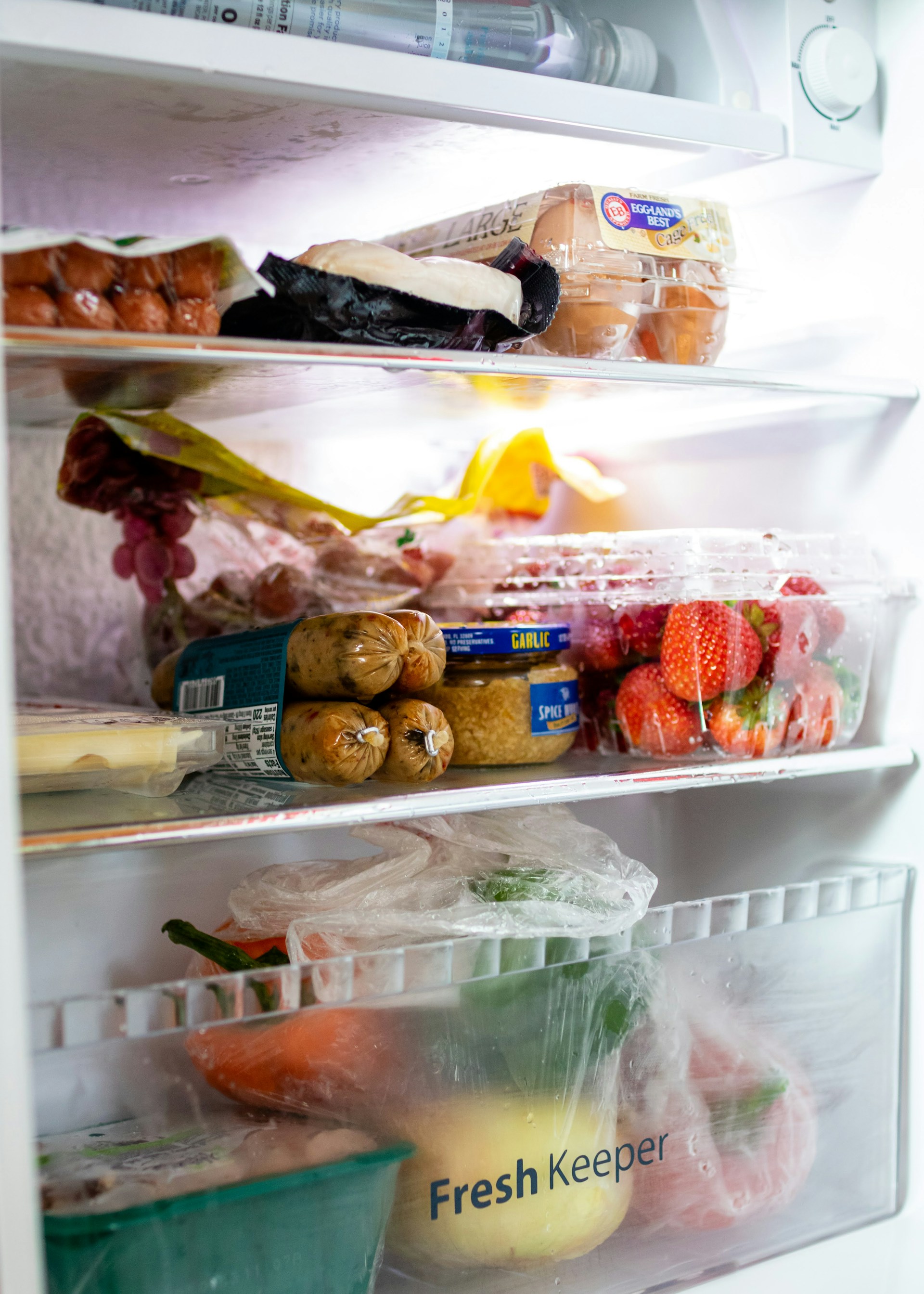 Lebensmittel in einem Kühlschrank | Quelle: Unsplash