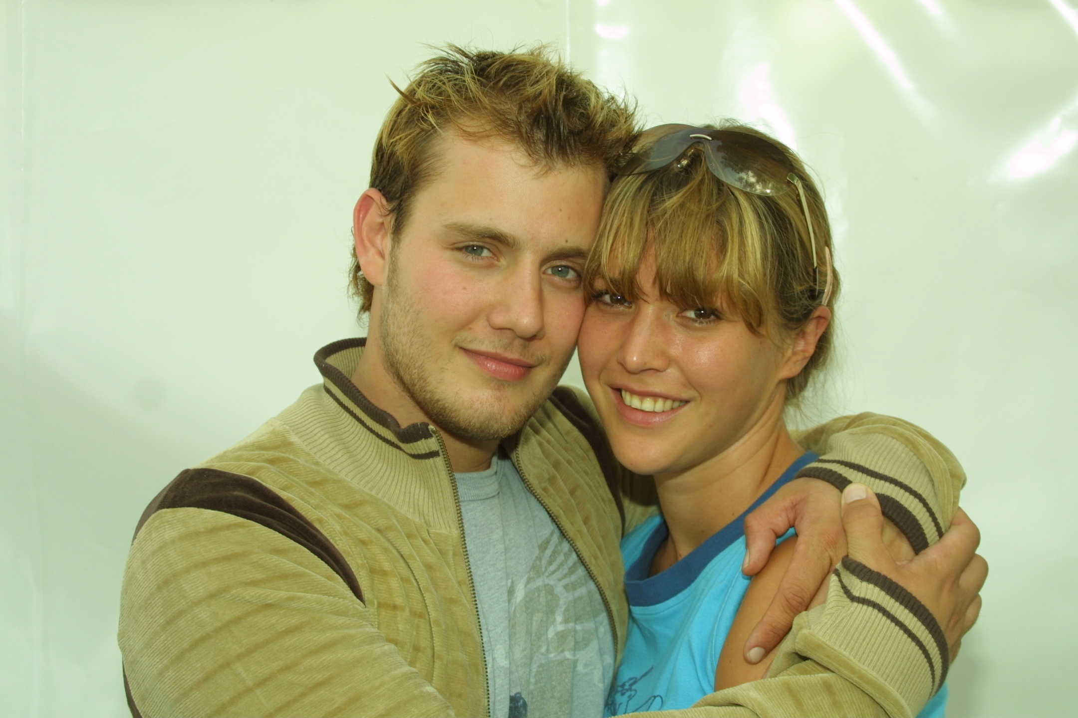 Oli P. und Ex-Frau Tatiani Katrantzi bei der Live-Show: "Ringfest 2003 - Stars ohne Ende", Köln, 200. | Quelle: Getty Images