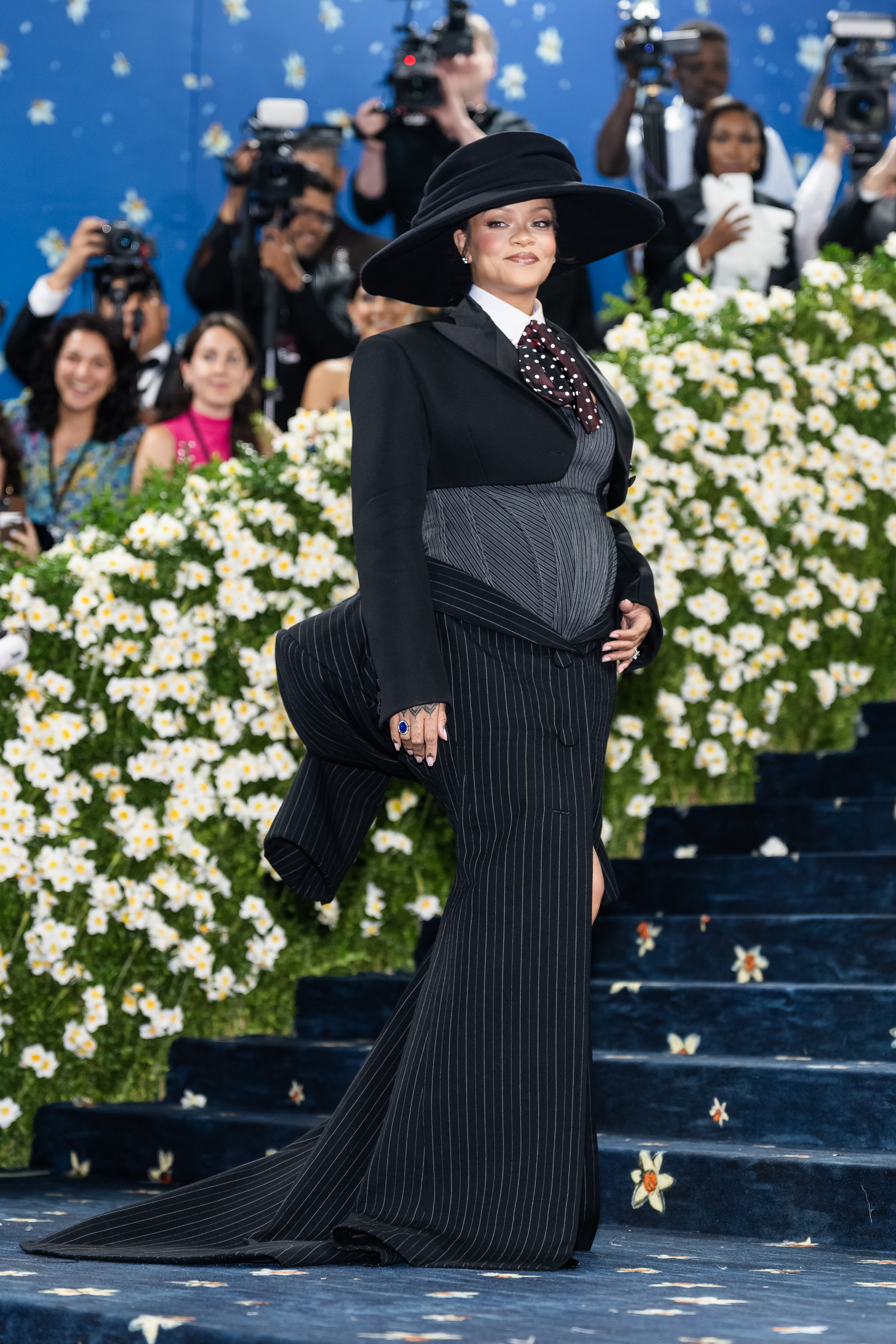 Rihanna besucht die 2025 Met Gala im Metropolitan Museum of Art in New York City am 5. Mai 2025 | Quelle: Getty Images