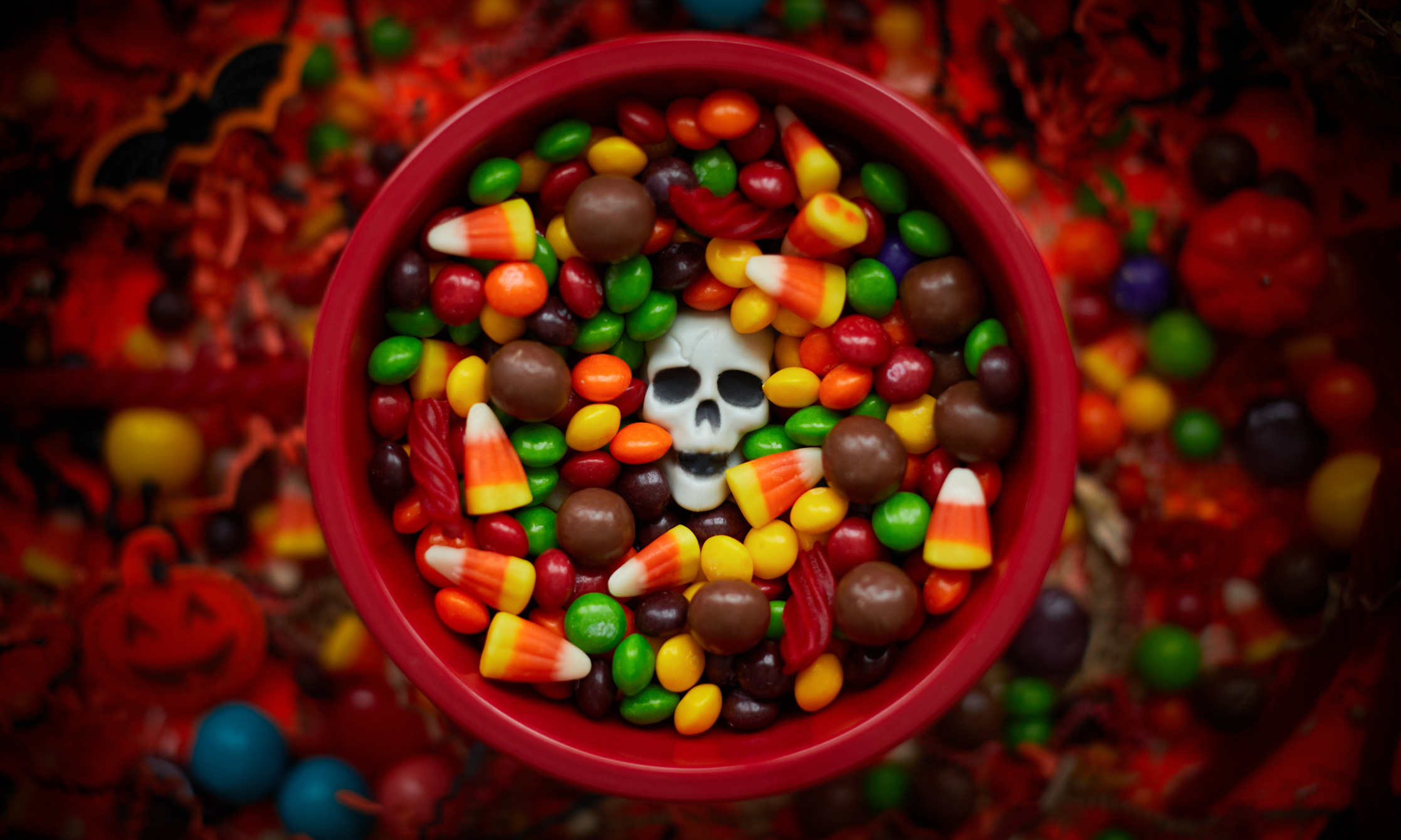 Halloween-Süßigkeiten und Schokolade | Quelle: Getty Images