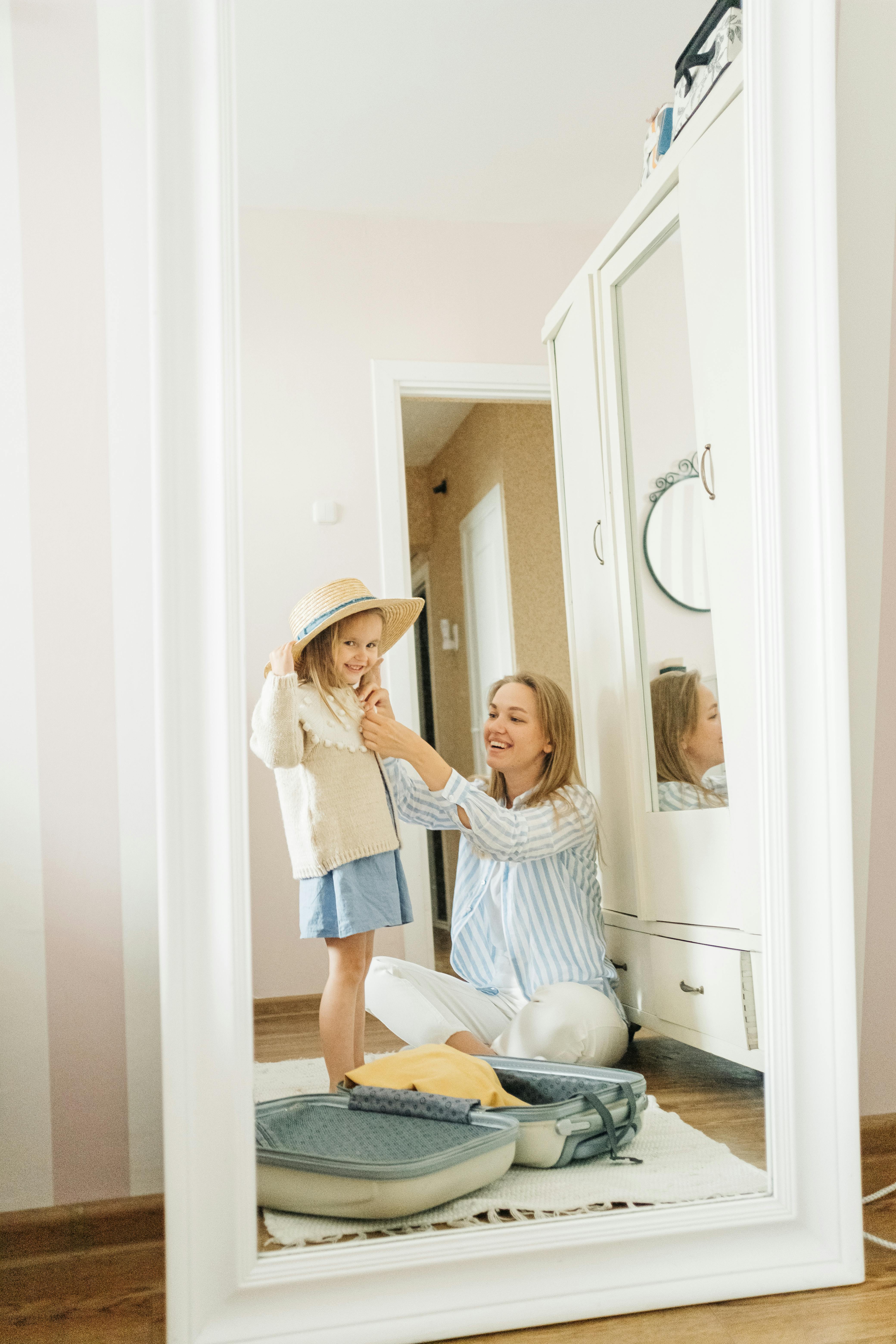 Eine Mutter, die sich mit ihrer Tochter anfreundet | Quelle: Pexels