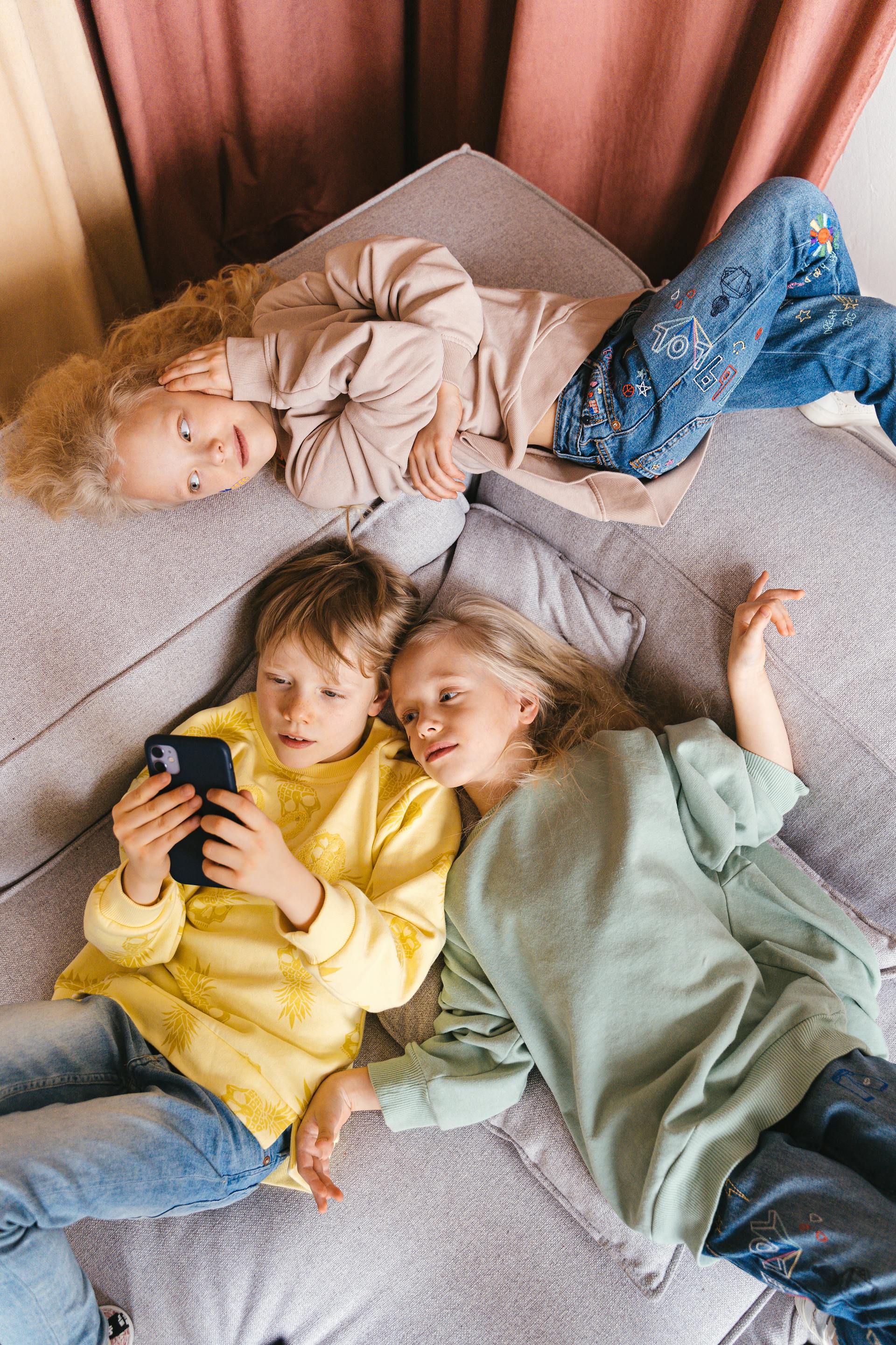 Drei kleine Kinder | Quelle: Pexels
