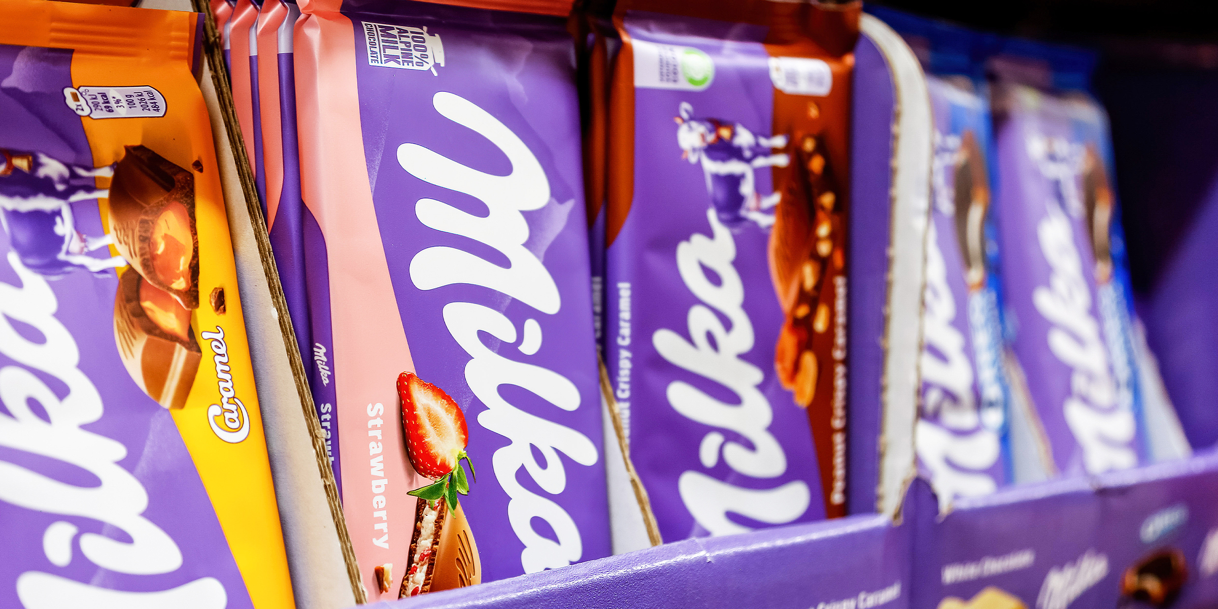 Milka-Schokoladen im Regal | Quelle: Getty Images
