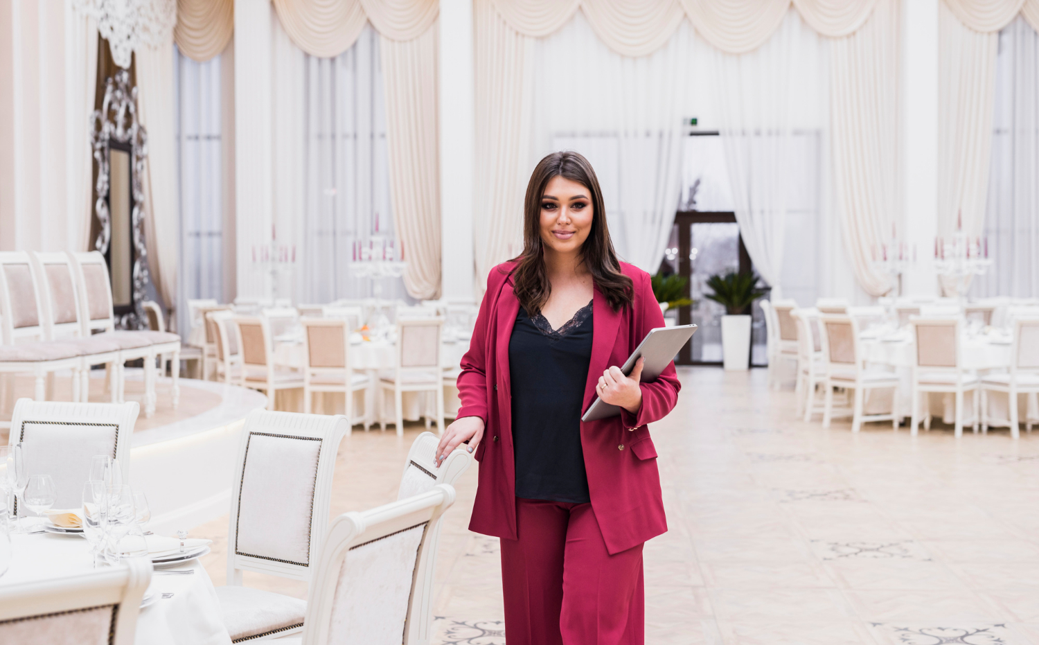 Eine Hochzeitsplanerin | Quelle: Freepik