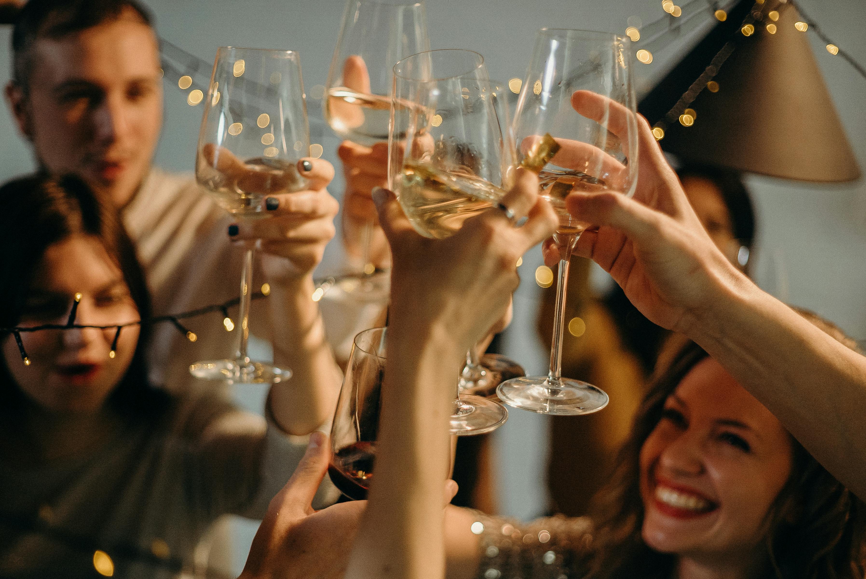 Feiernde Menschen | Quelle: Pexels