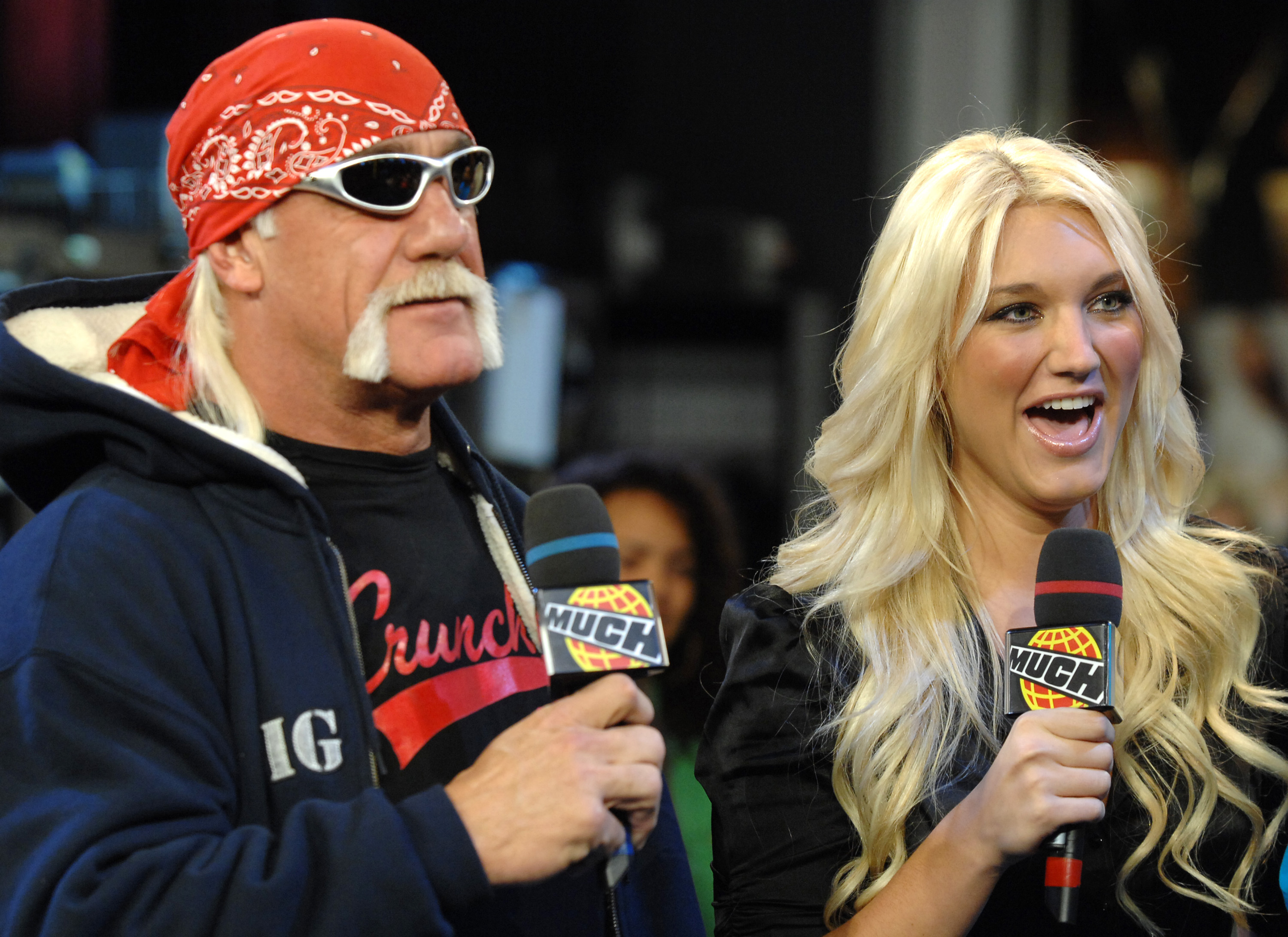 Brooke und Hulk Hogan am 4. Dezember 2006 im Chum/City Building in Toronto, Ontario, Kanada. | Quelle: Getty Images