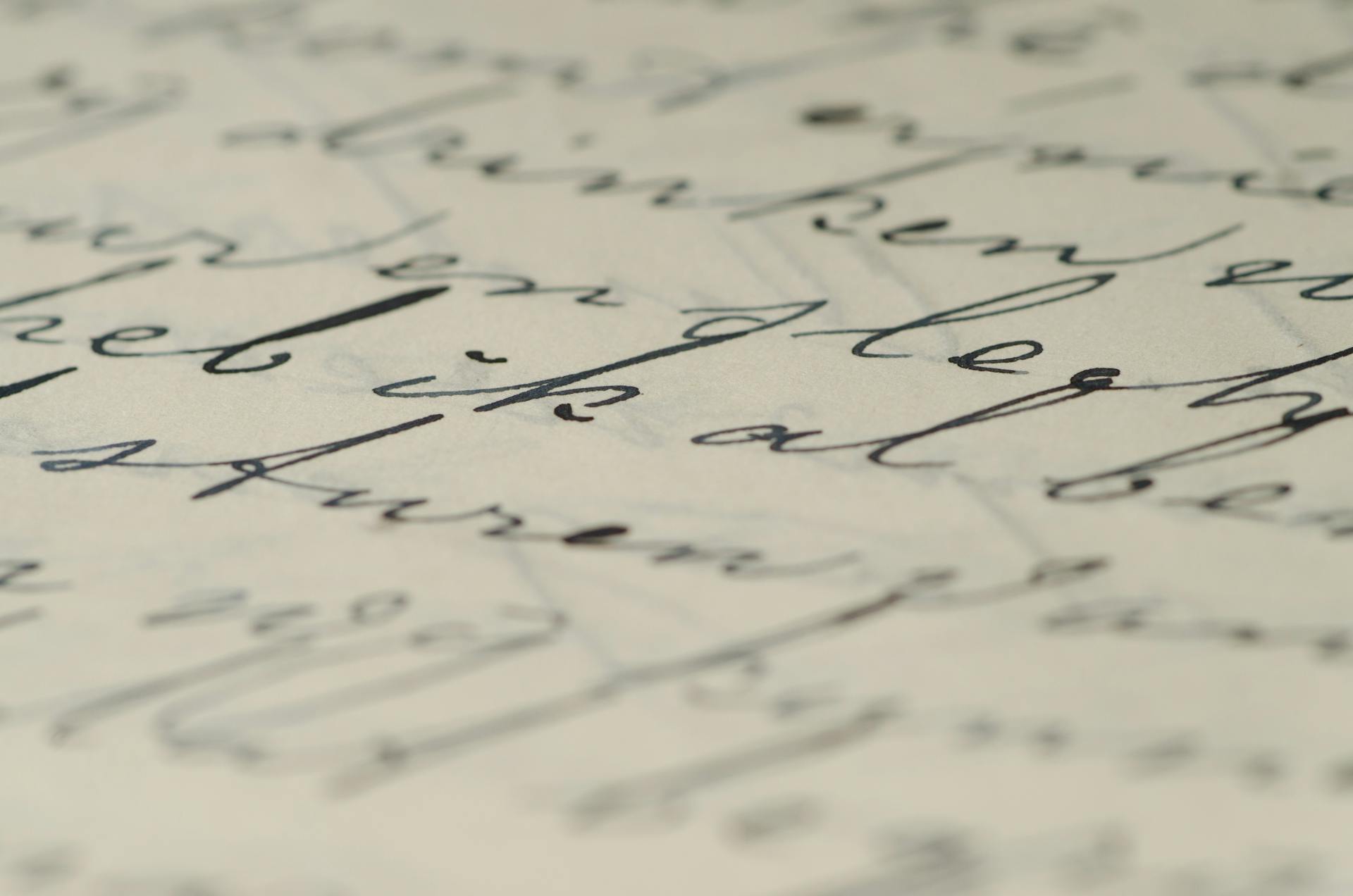 Eine Nahaufnahme der Handschrift einer Person | Quelle: Pexels