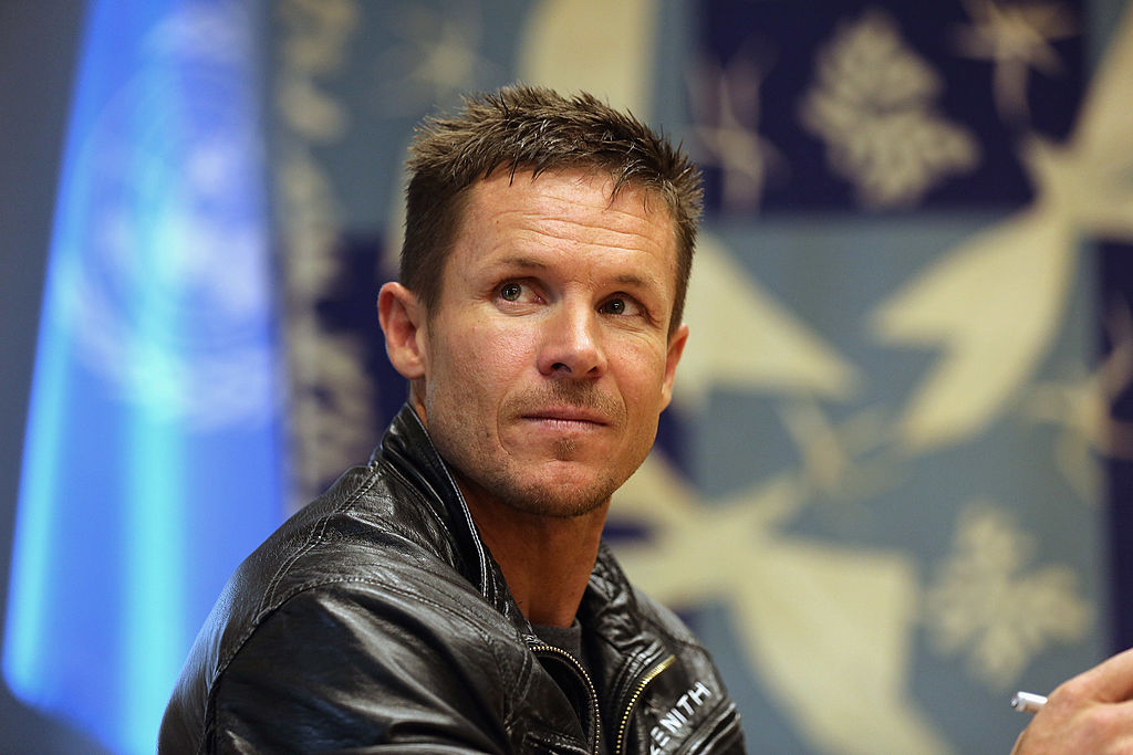 Der österreichische Fallschirmspringer Felix Baumgartner trifft sich mit UN-Generalsekretär Ban Ki-moon am 23. Oktober 2012 im Hauptquartier der Vereinten Nationen in New York City. | Quelle: Getty Images