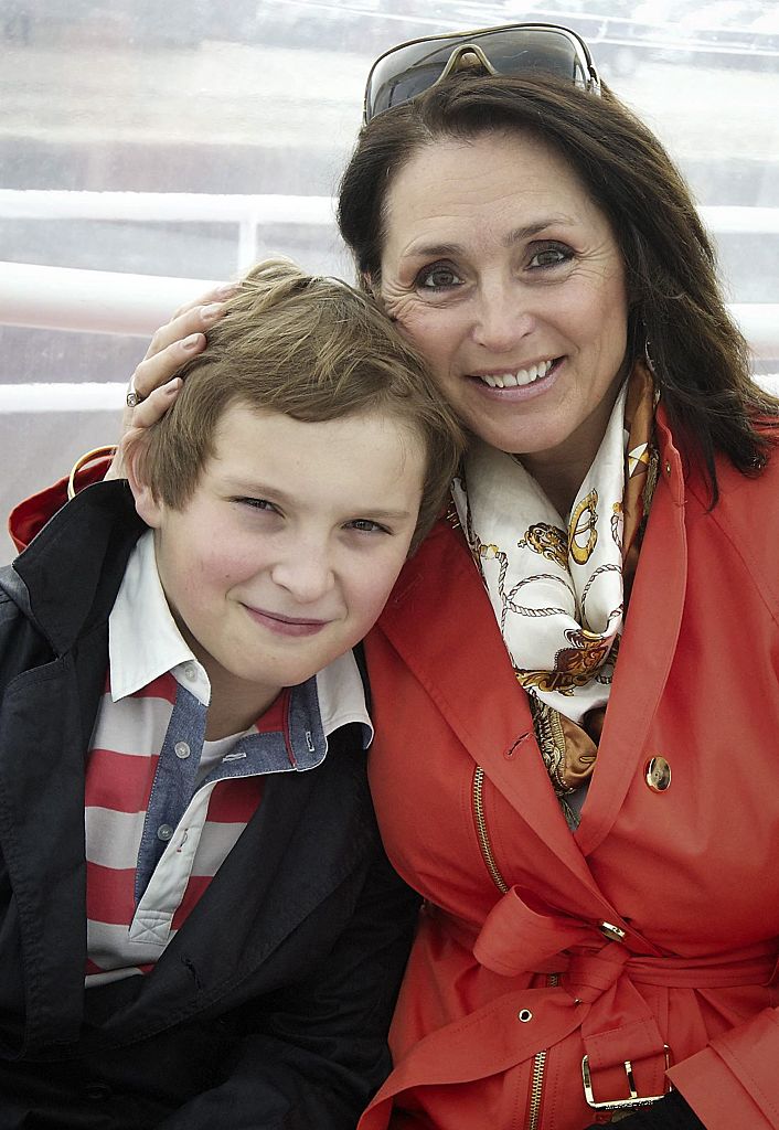 Clement und Wendy Van Wanten (Iris Vandenkerckhove) bei der Präsentation des „Studio 100 Kinderboot“. | Quelle: Getty Images