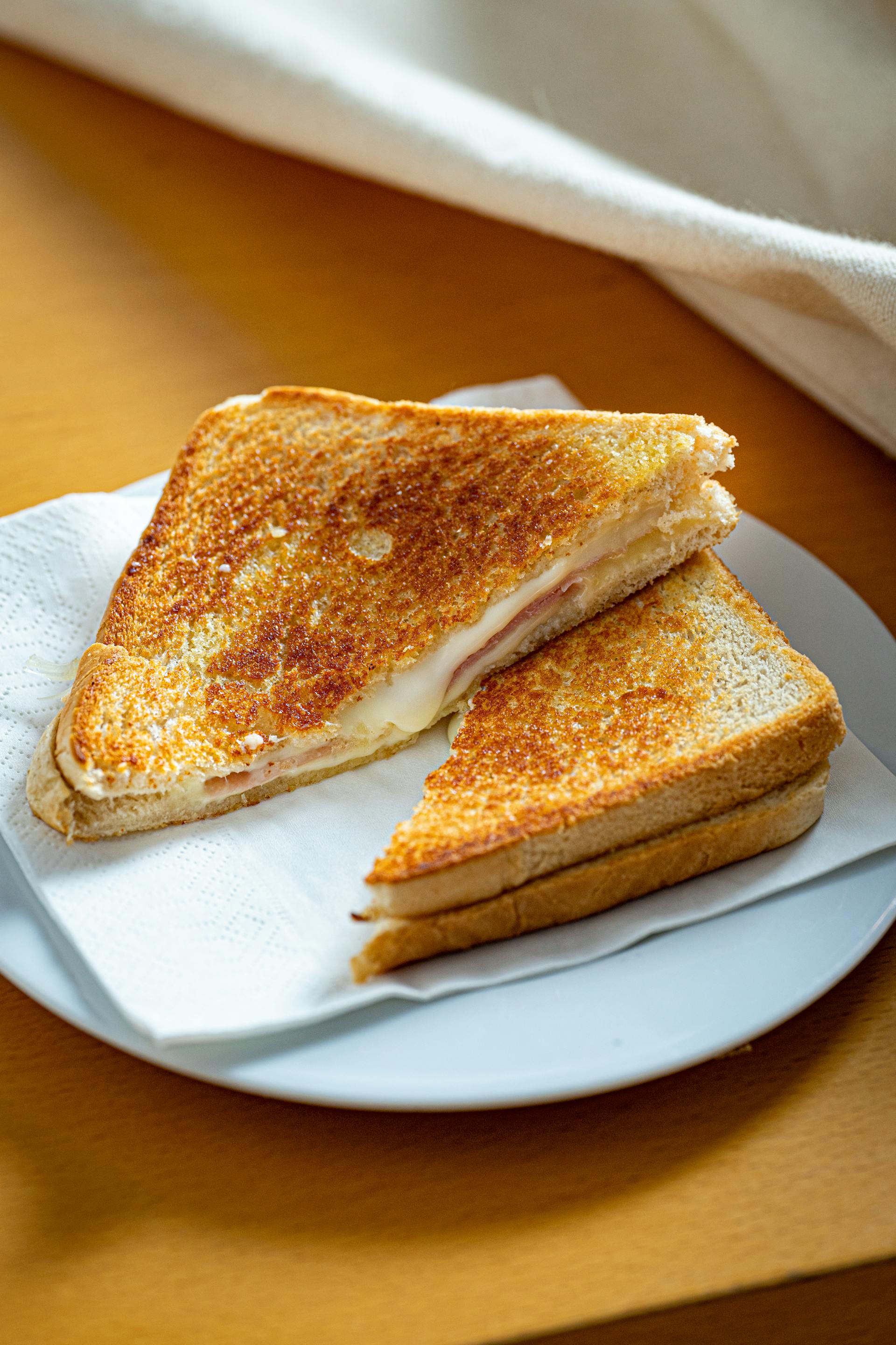 Ein gegrilltes Käsesandwich | Quelle: Pexels