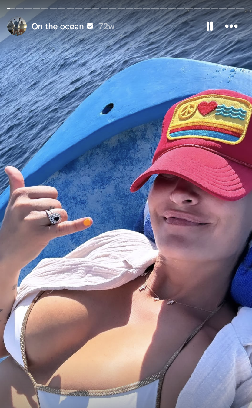 Sarah Connor im Bikini | Quelle: instagram.com/sarahconnor/