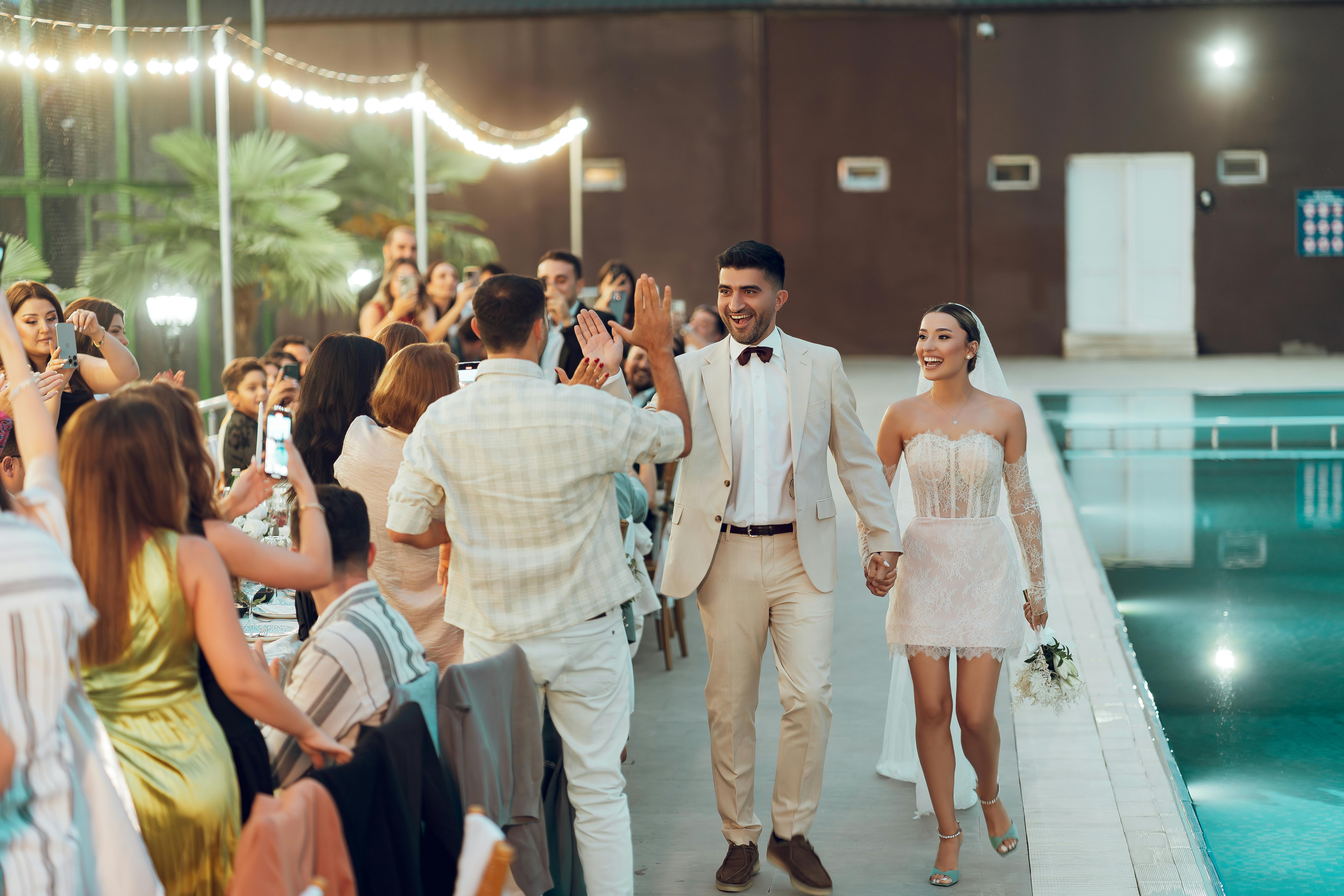 Gäste bei einer Hochzeit | Quelle: Pexels