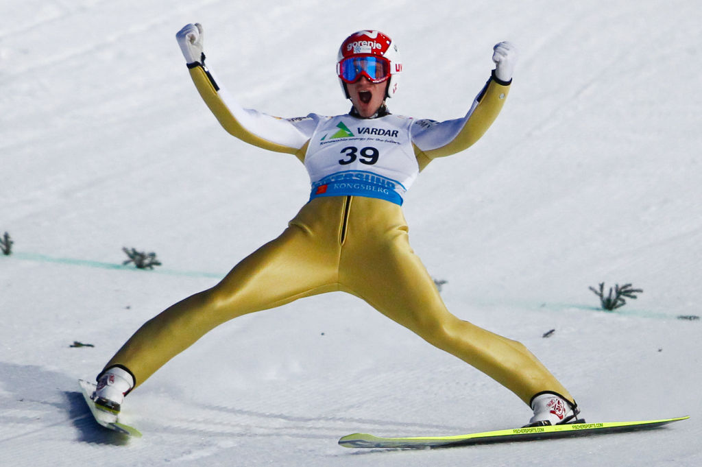 Robert Kranjec aus Slowenien belegt den 1. Platz bei den FIS-Skiflug-Weltmeisterschaften auf der HS225-Schanze am 25. Februar 2012 in Vikersund, Norwegen. | Quelle: Getty Images