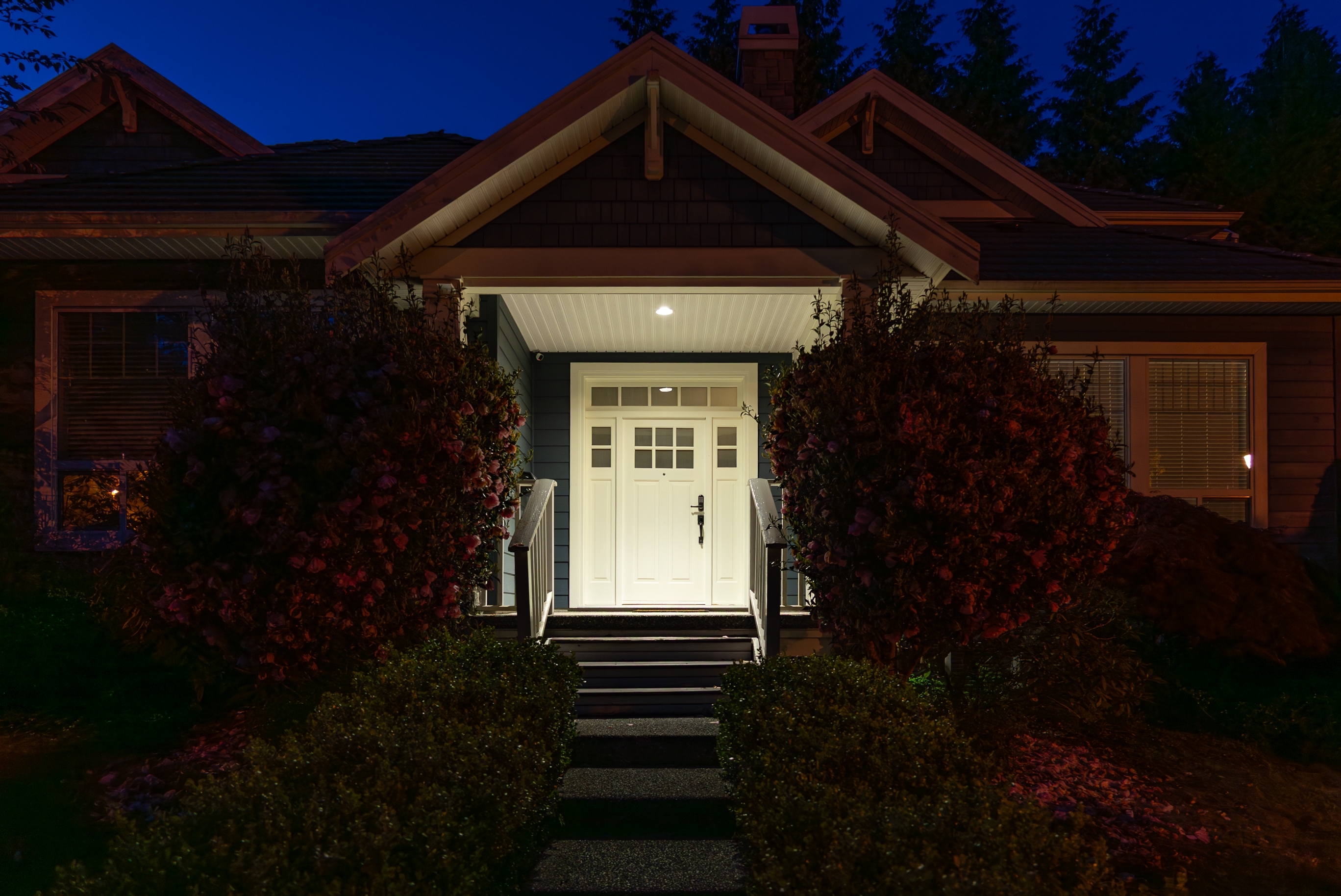 Die Fassade eines Hauses | Quelle: Shutterstock