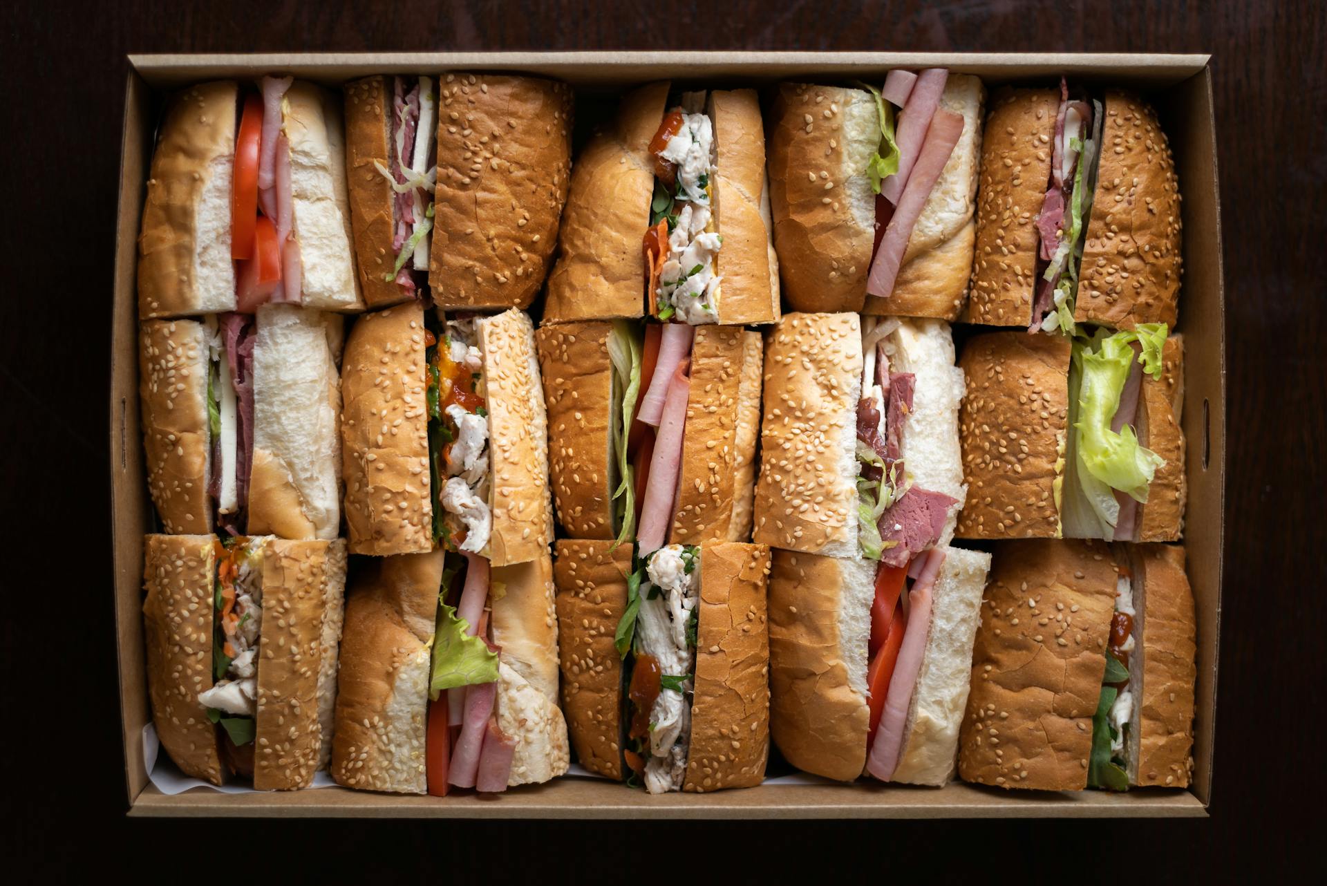 Sandwiches in einer Schachtel | Quelle: Pexels