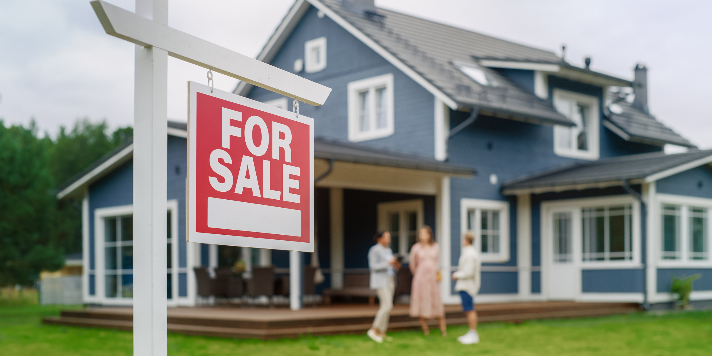 Ein Haus zum Verkauf | Quelle: Shutterstock