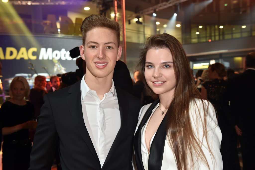 David Schumacher und seine Freundin Vivien Keszthelyi sind am 15. Dezember 2018 in München bei der ADAC Sportgala dabei. | Quelle: Getty Images