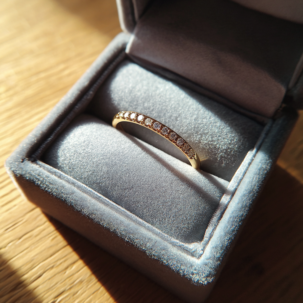 Ein wunderschöner Goldring | Quelle: Midjourney