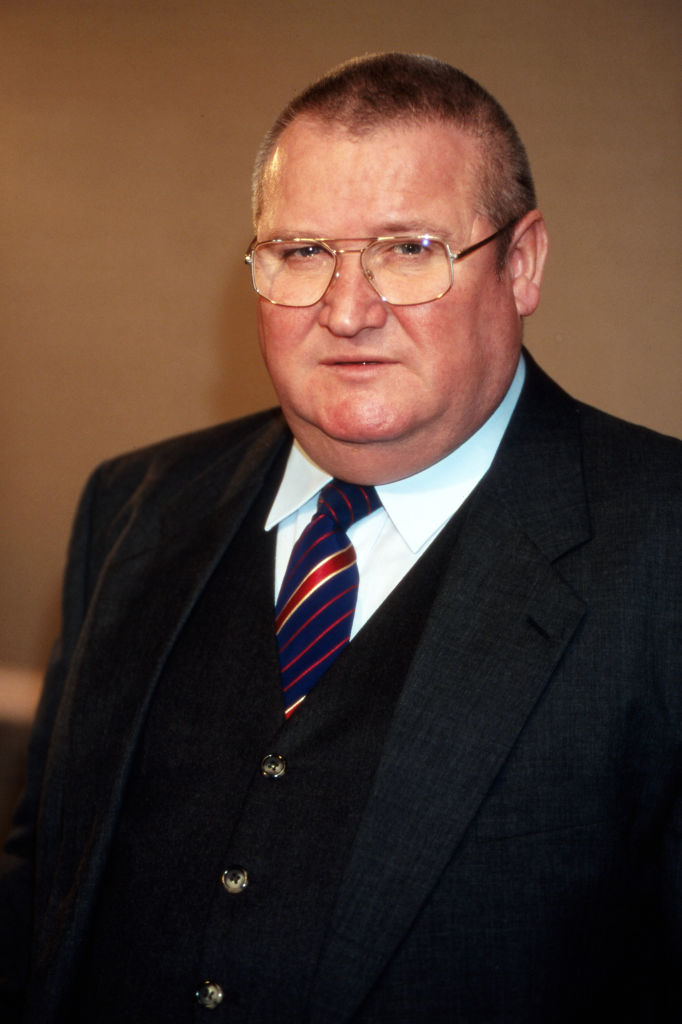 Vadim Glowna präsentiert seinen neuen Film "Der Schnapper: Blumen für den Mörder", Deutschland 1998. Mit dabei: Horst Krause | Quelle: Getty Images
