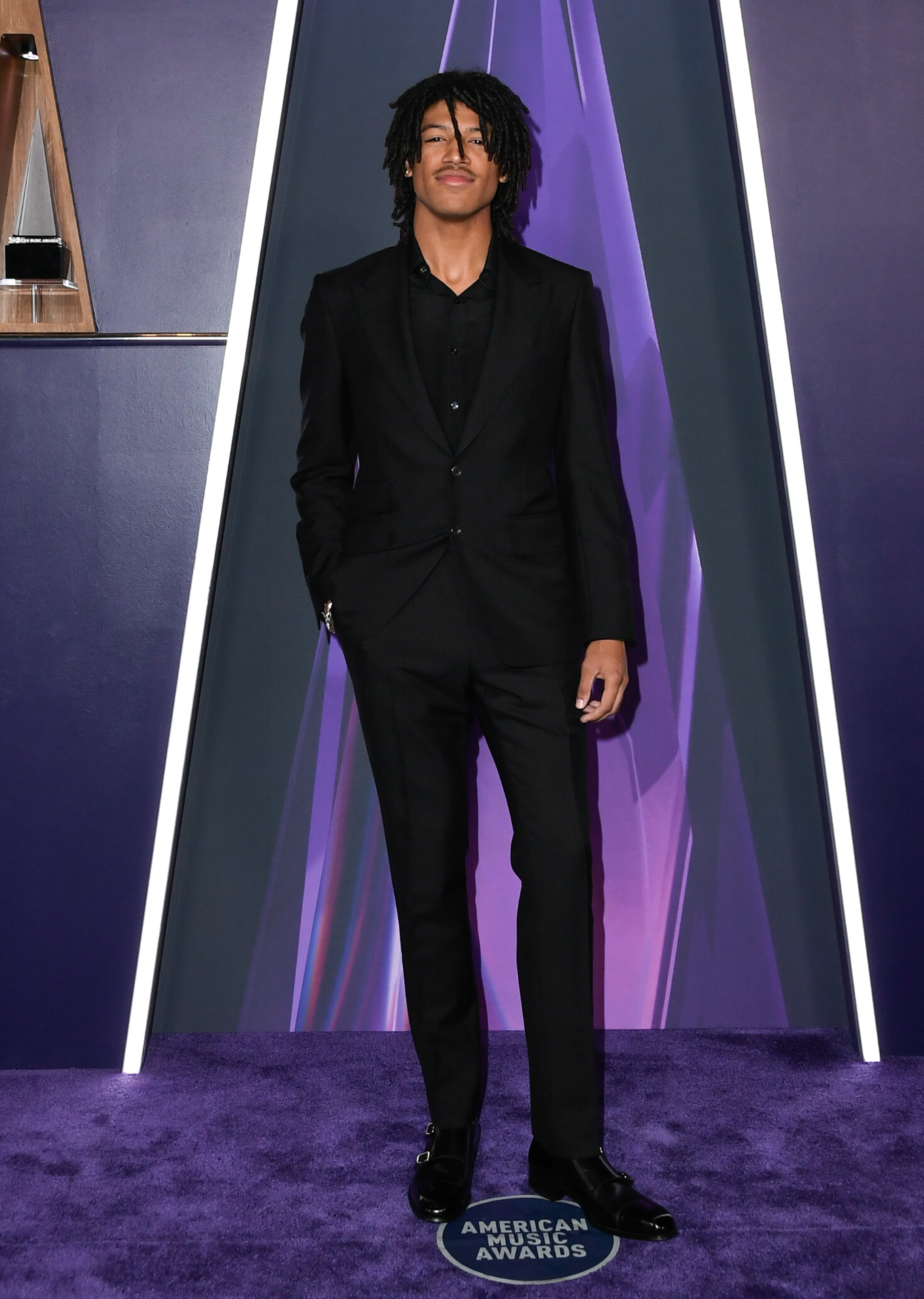 Henry Samuel kommt bei den 2025 American Music Awards im Fontainebleau Las Vegas am 26. Mai 2025 in Las Vegas, Nevada, an. | Quelle: Getty Images