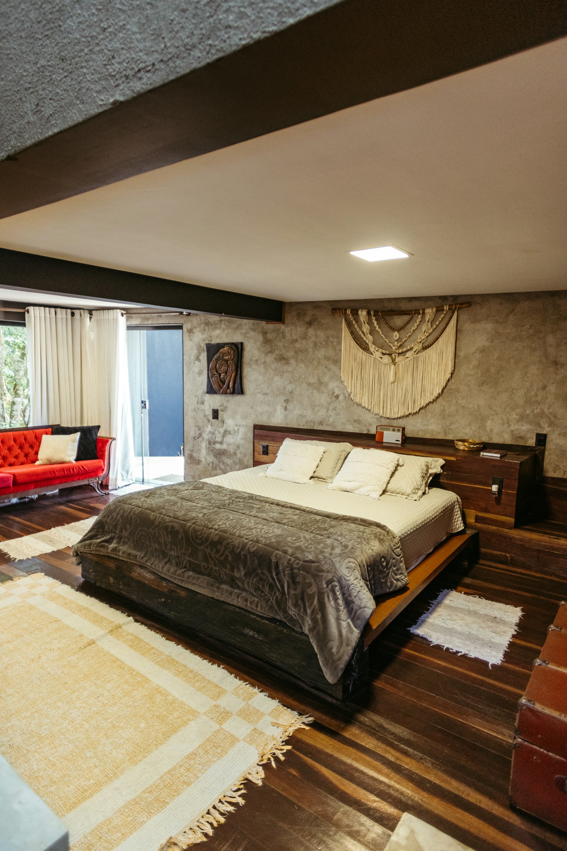 Ein gemütliches Schlafzimmer | Quelle: Unsplash