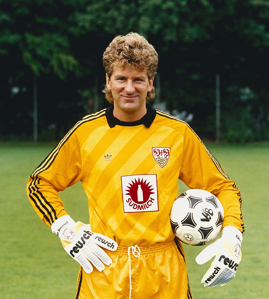 orkeeper Eike Immel in the VfB Stuttgart jersey, 1989 | Source: Getty Images