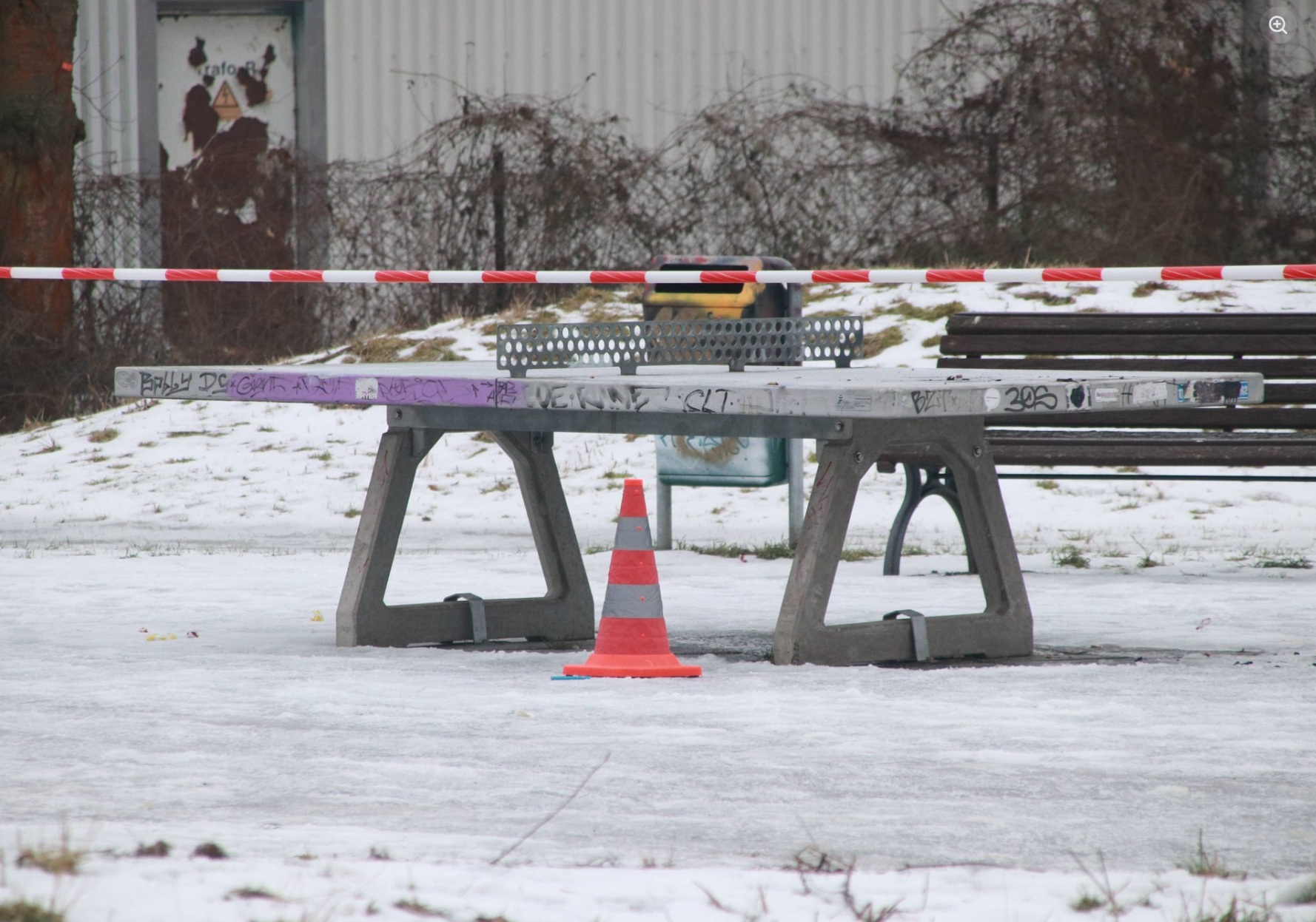 Abgesperrter Tatort | Quelle: Facebook/Polizeireport Berlin Brandenburg