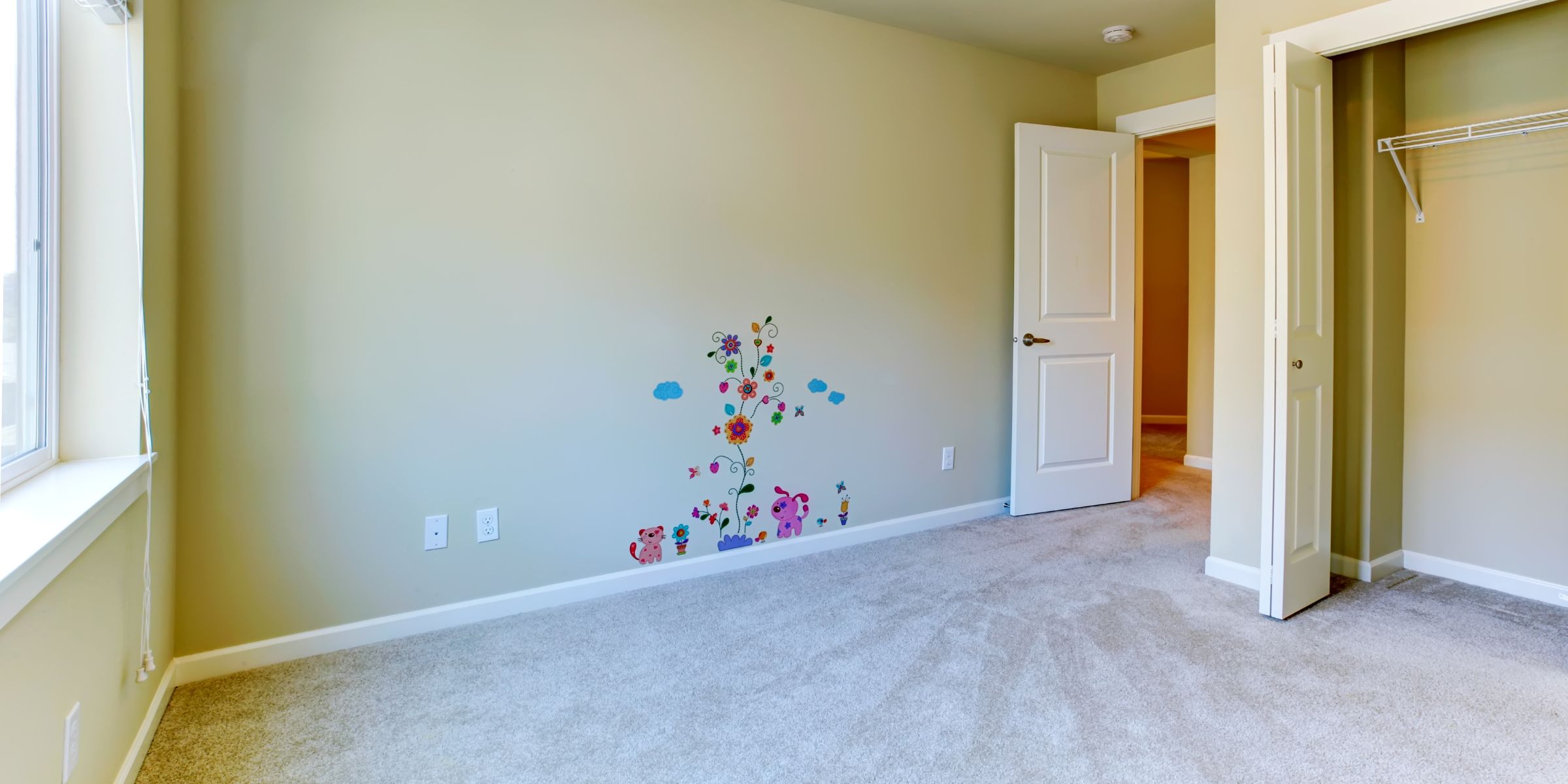 Ein leeres Schlafzimmer | Quelle: Shutterstock