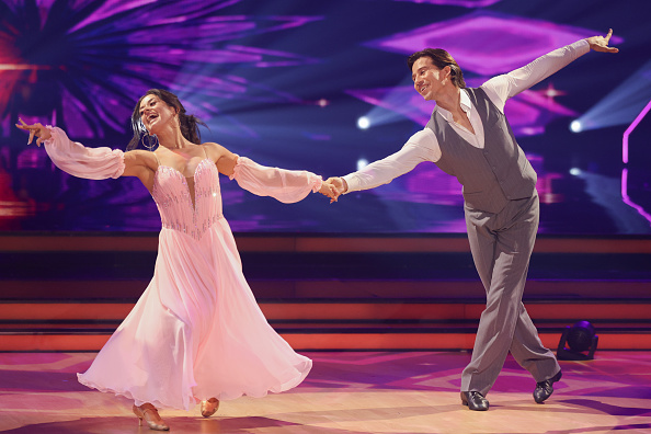 Joel Mattli und Malika Dzumaev im Finale der RTL-Tanzshow „Let's Dance", 29. Mai 2026, Köln. | Quelle: Getty Images