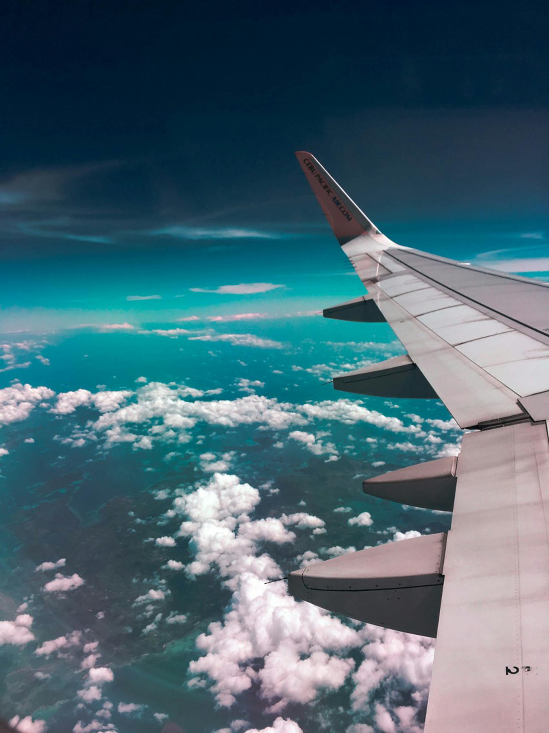 Ein Flugzeugflügel | Quelle: Pexels