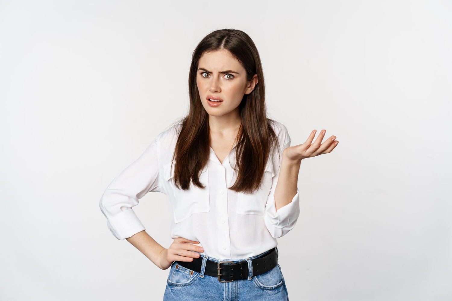 Eine frustrierte Frau | Quelle: Freepik