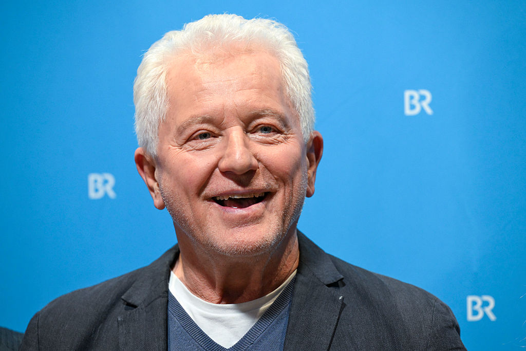 Miroslav Nemec nimmt am 26. März 2026 in München am Fototermin zu „Tatort: Unvergänglichkeit – Teil 1“ an der HFF München teil.  | Quelle: Getty Images