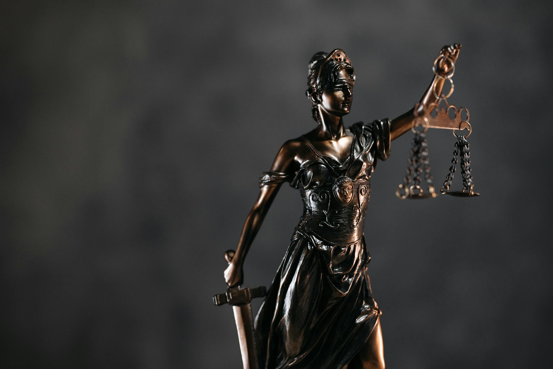 Eine Statue von Lady Justice | Quelle: Pexels