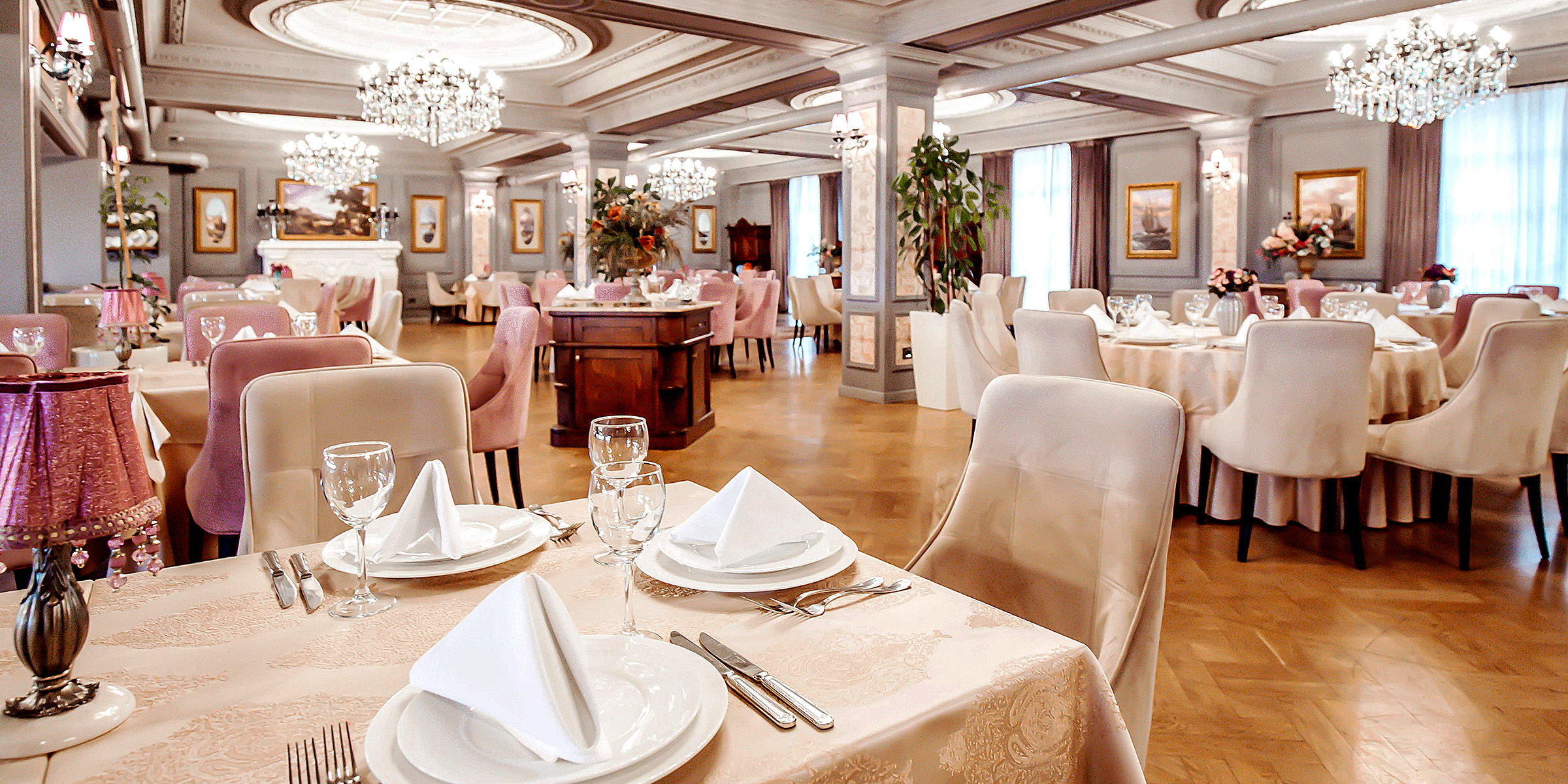 Ein Restaurant | Quelle: Freepik