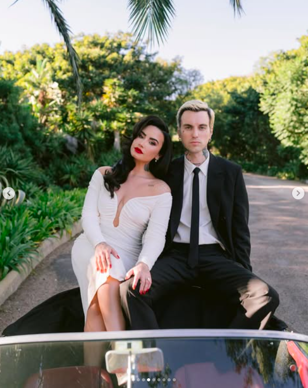 Demi Lovato und Jordan „Jutes“ Lutes posieren für die Kamera. | Quelle: Instagram/josevilla