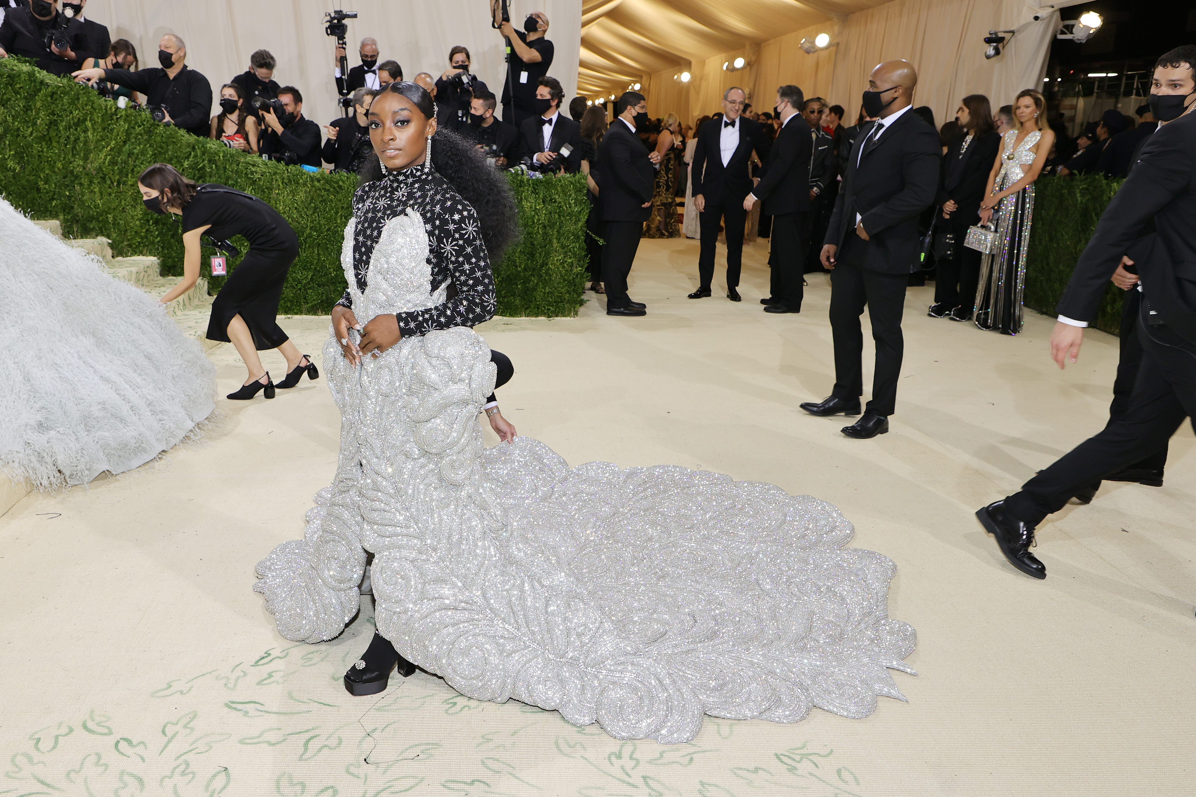 Simone Biles besucht die Met Gala | Quelle: Getty Images