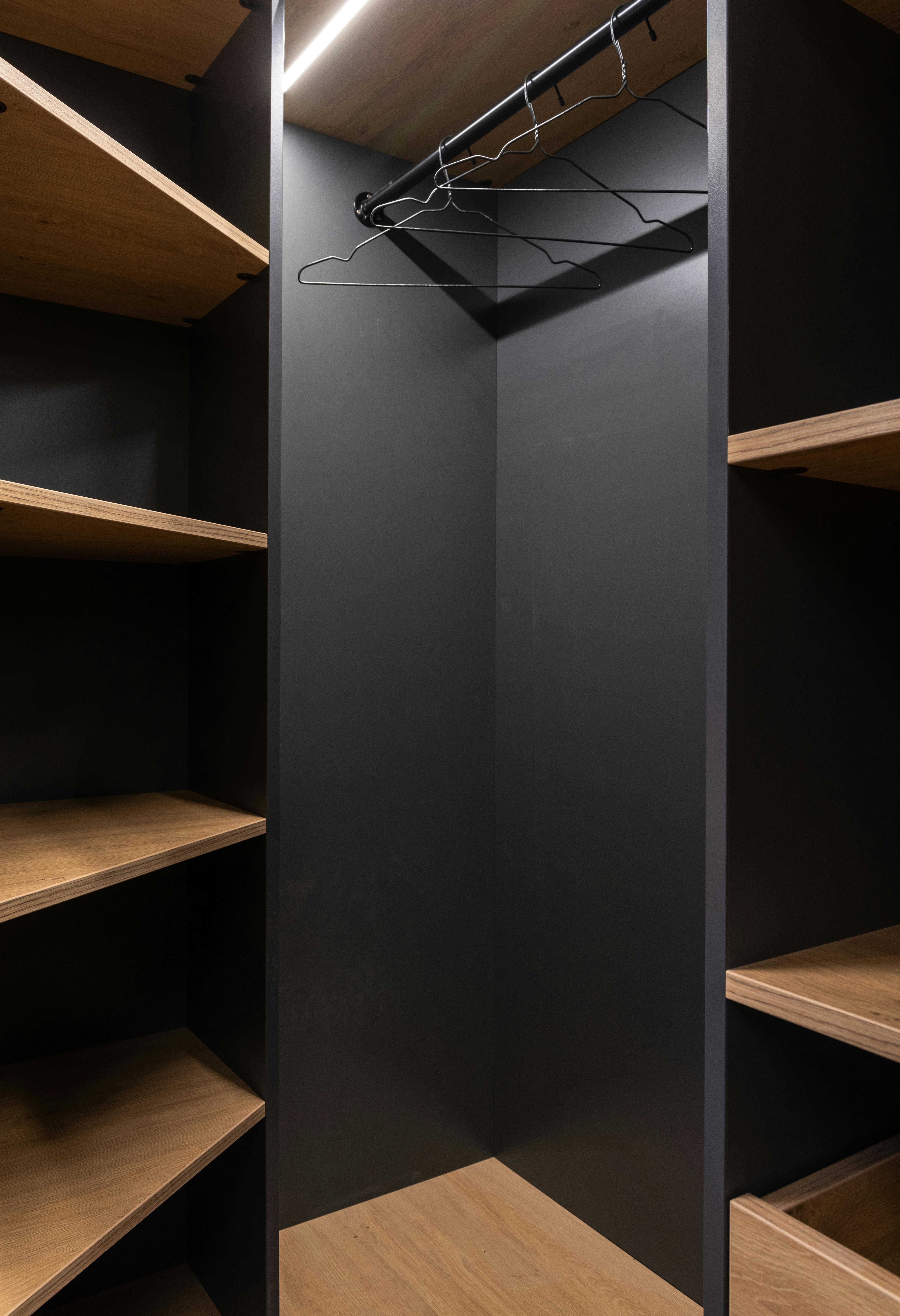 Leerer Kleiderschrank | Quelle: Pexels