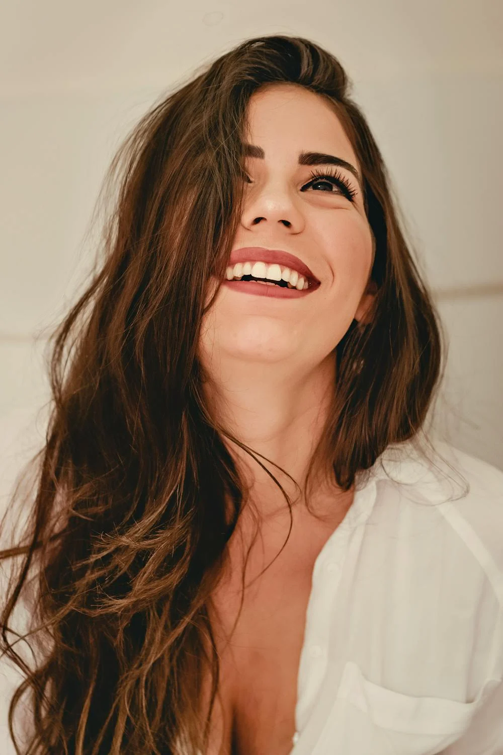 Eine lachende Frau | Quelle: Pexels