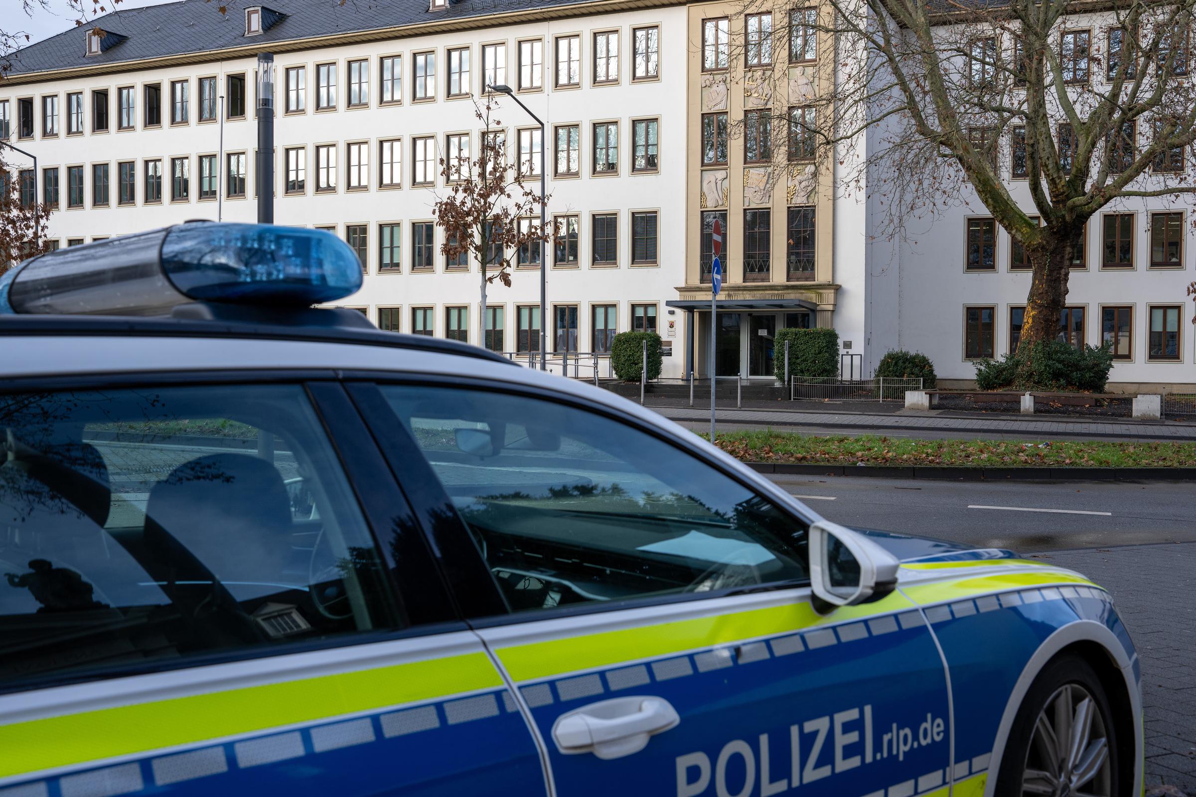 Gemeinsames Gebäude des Amtsgerichtes und des Landgerichtes Trier (Symbolbild) | Quelle: Getty Images